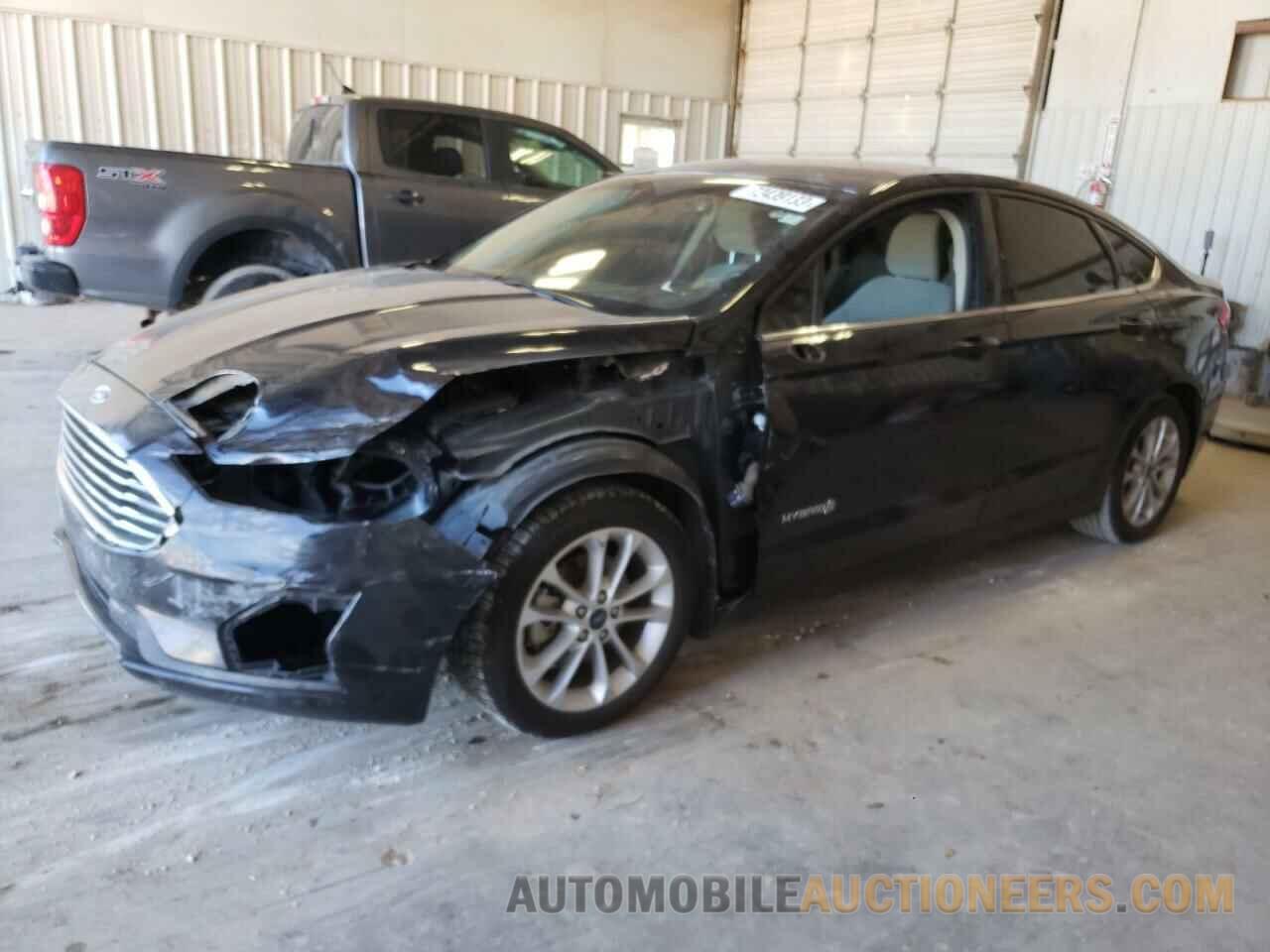 3FA6P0LU7KR256701 FORD FUSION 2019