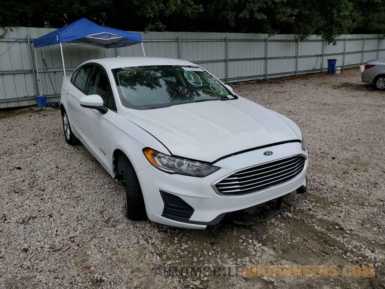 3FA6P0LU7KR263437 FORD FUSION 2019