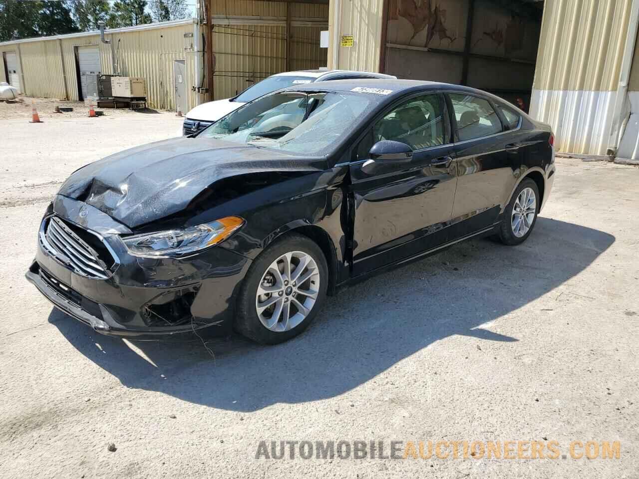 3FA6P0LU7LR155806 FORD FUSION 2020