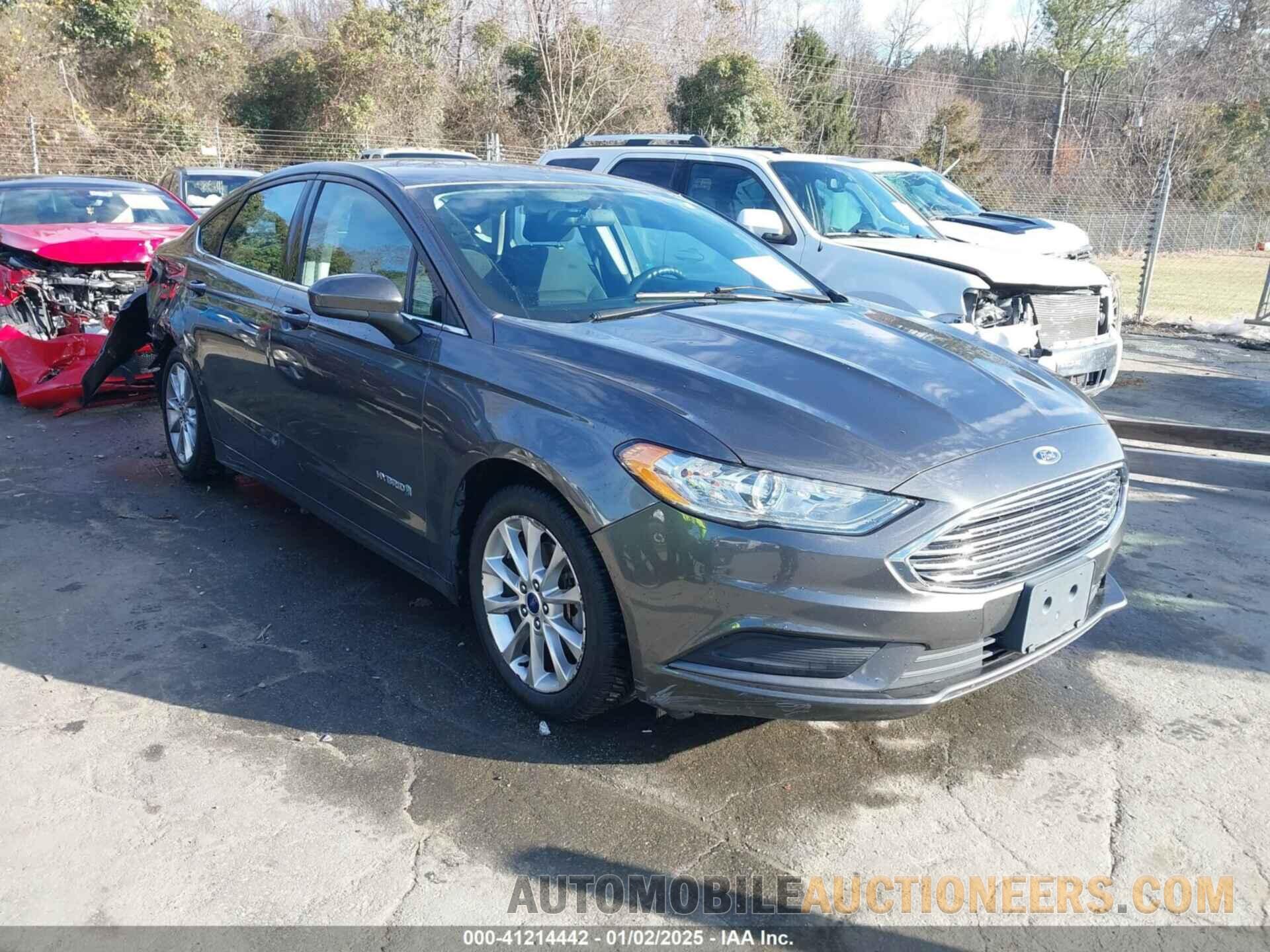 3FA6P0LU8HR128623 FORD FUSION HYBRID 2017