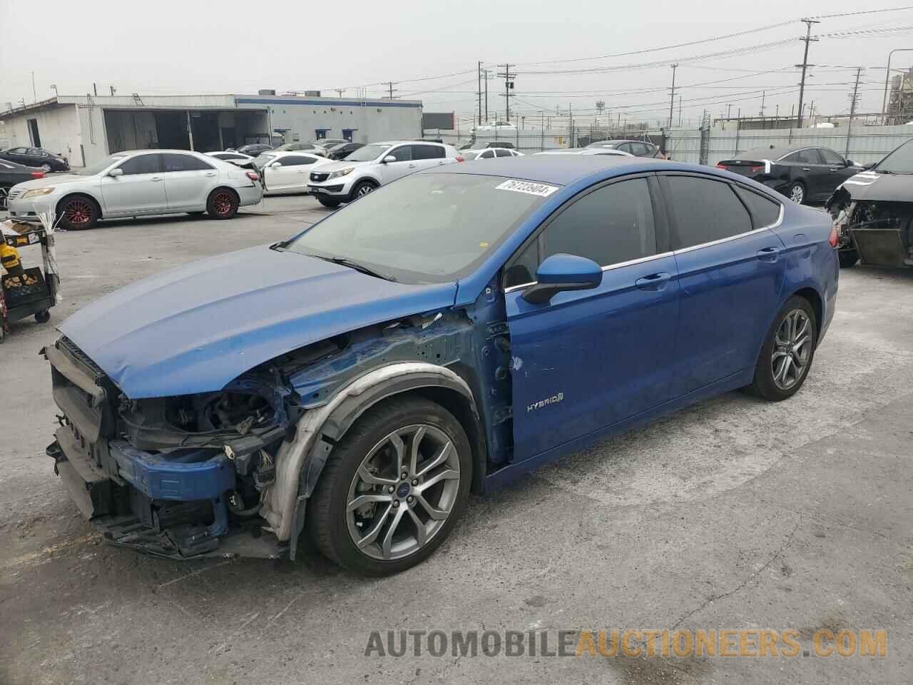 3FA6P0LU8HR368061 FORD FUSION 2017