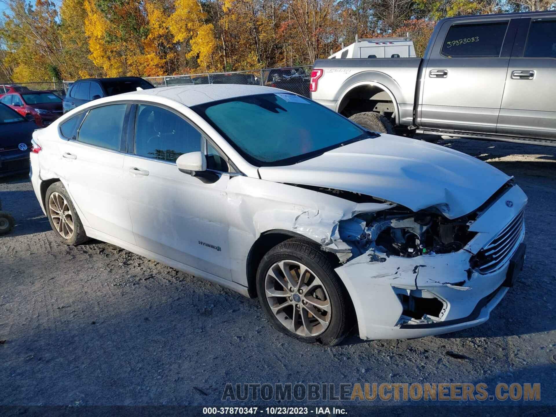 3FA6P0LU8KR104720 FORD FUSION 2019