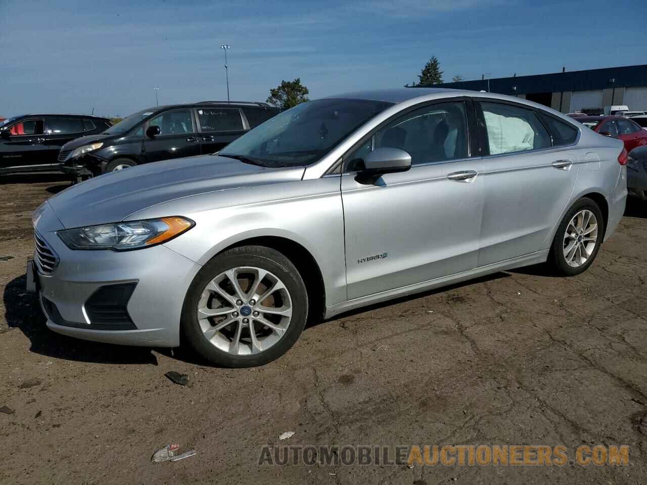 3FA6P0LU8KR105365 FORD FUSION 2019