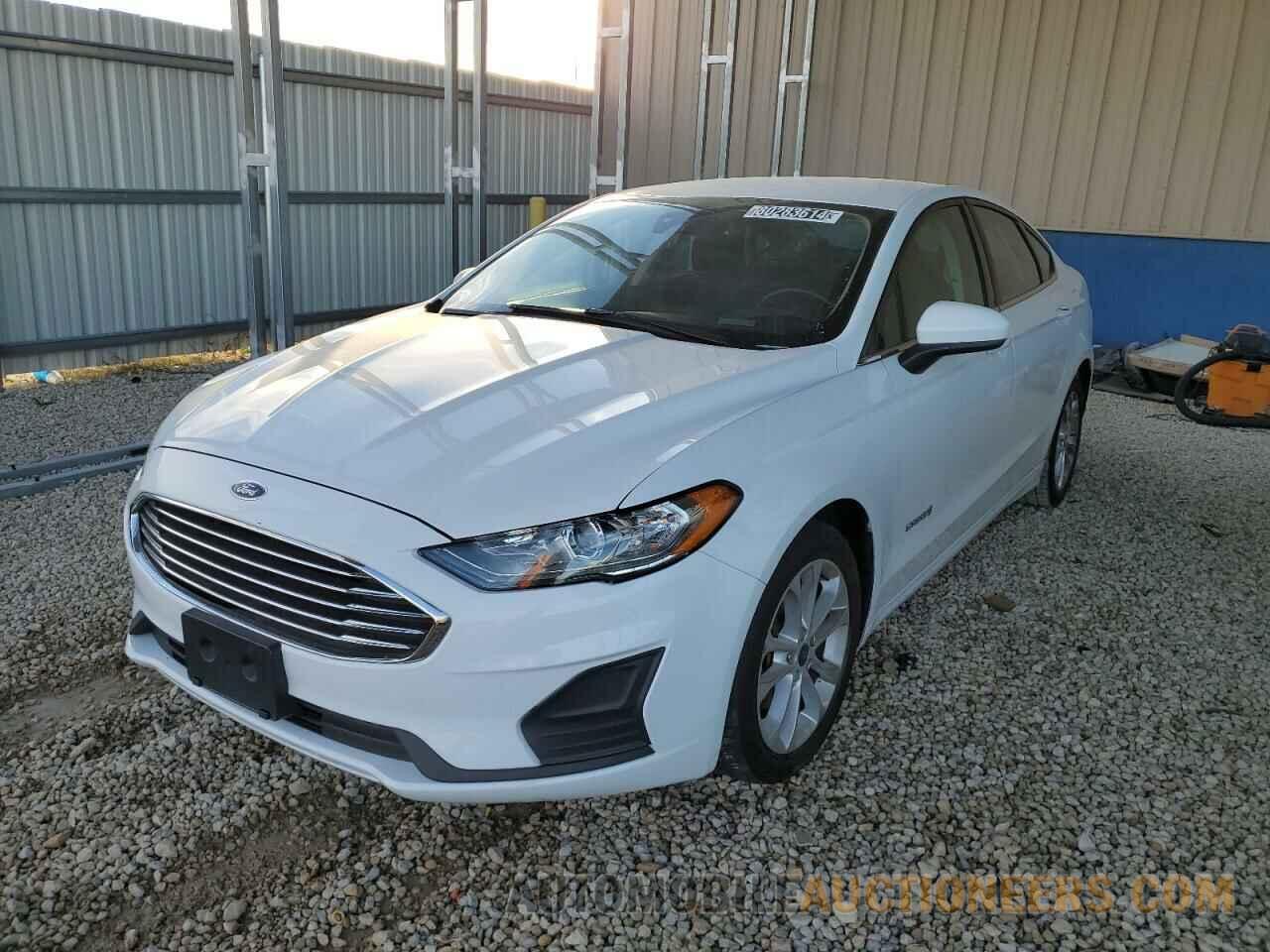 3FA6P0LU8KR125888 FORD FUSION 2019