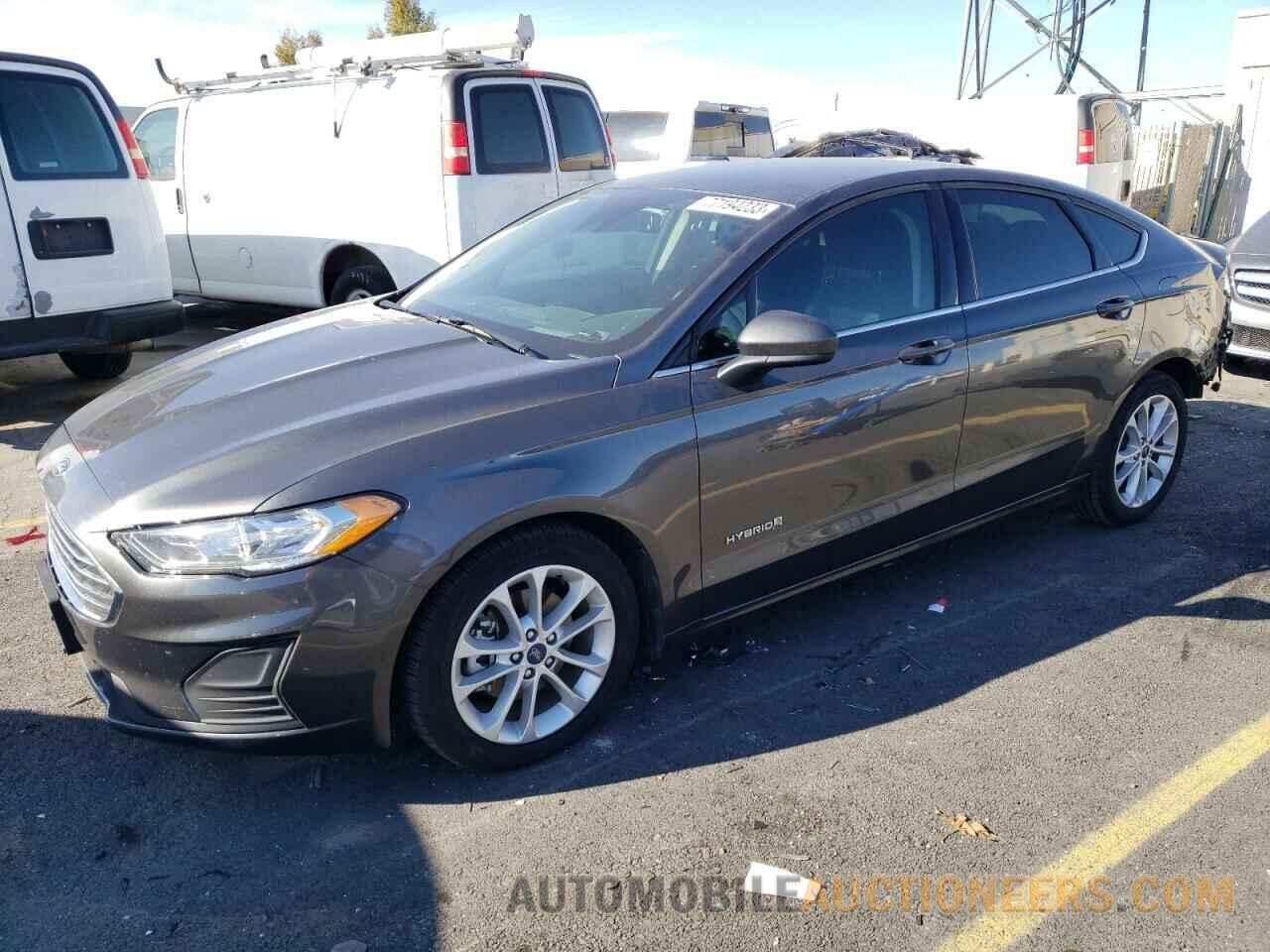 3FA6P0LU8KR136020 FORD FUSION 2019