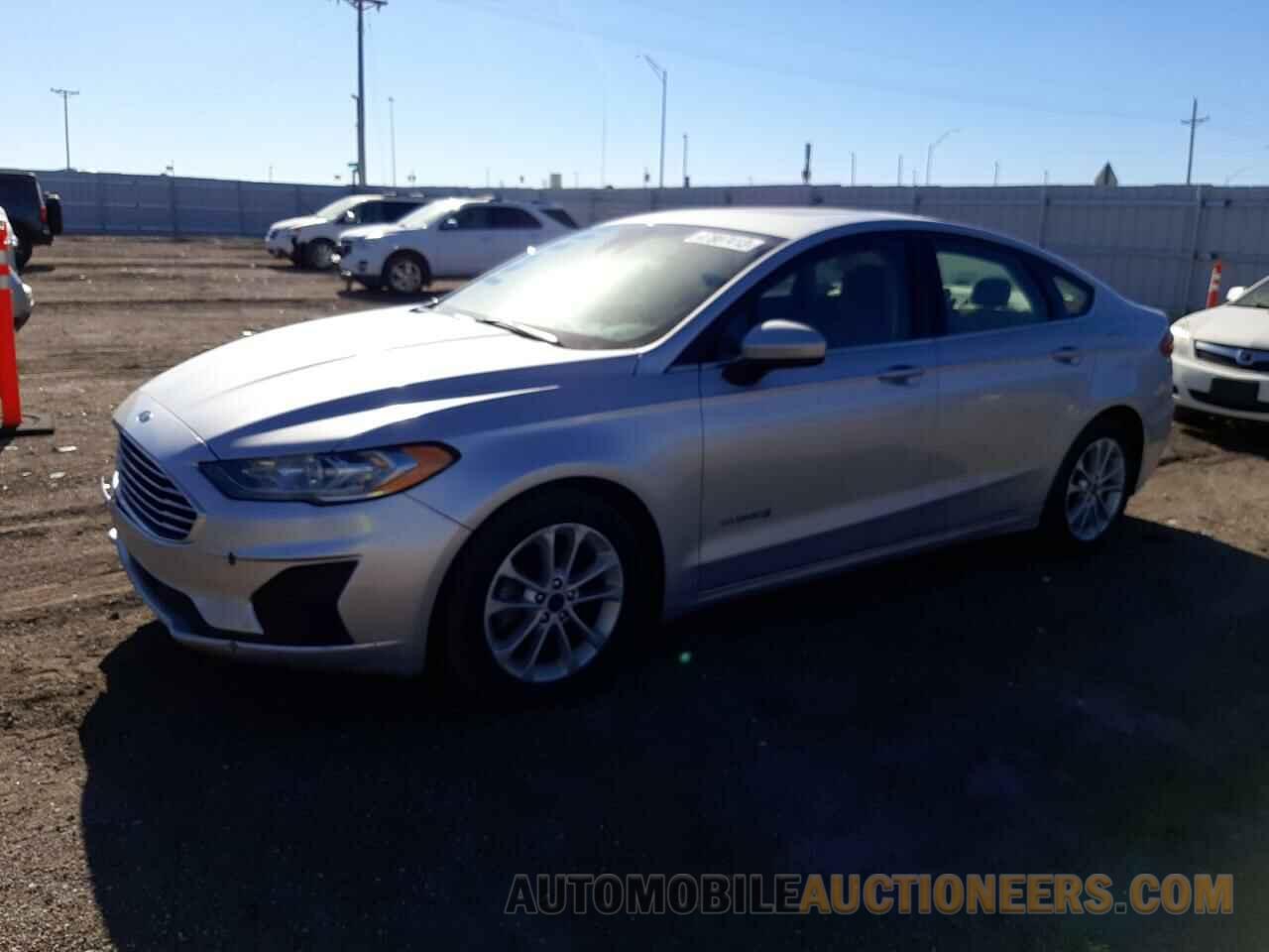 3FA6P0LU8KR189140 FORD FUSION 2019