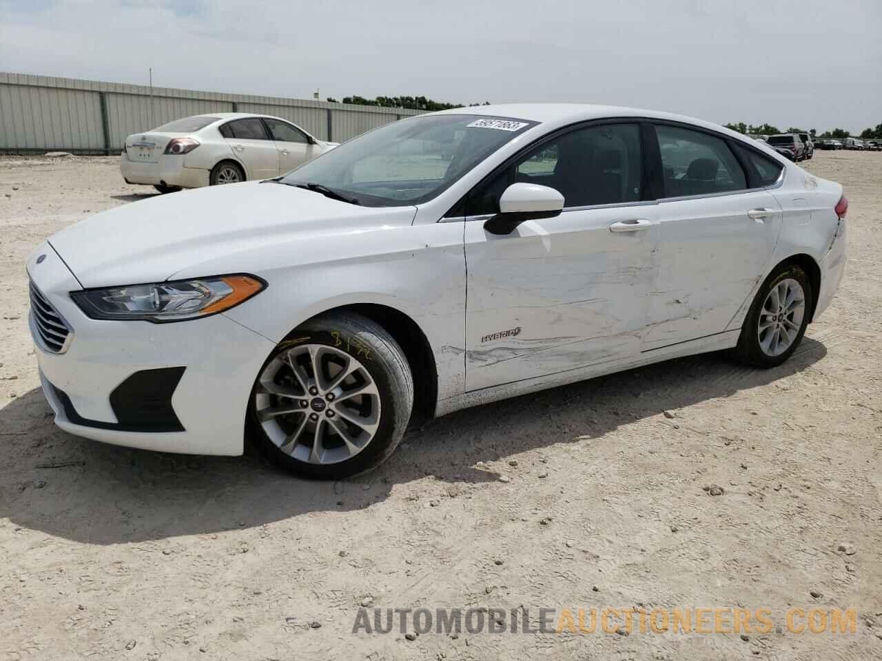 3FA6P0LU8KR204669 FORD FUSION 2019