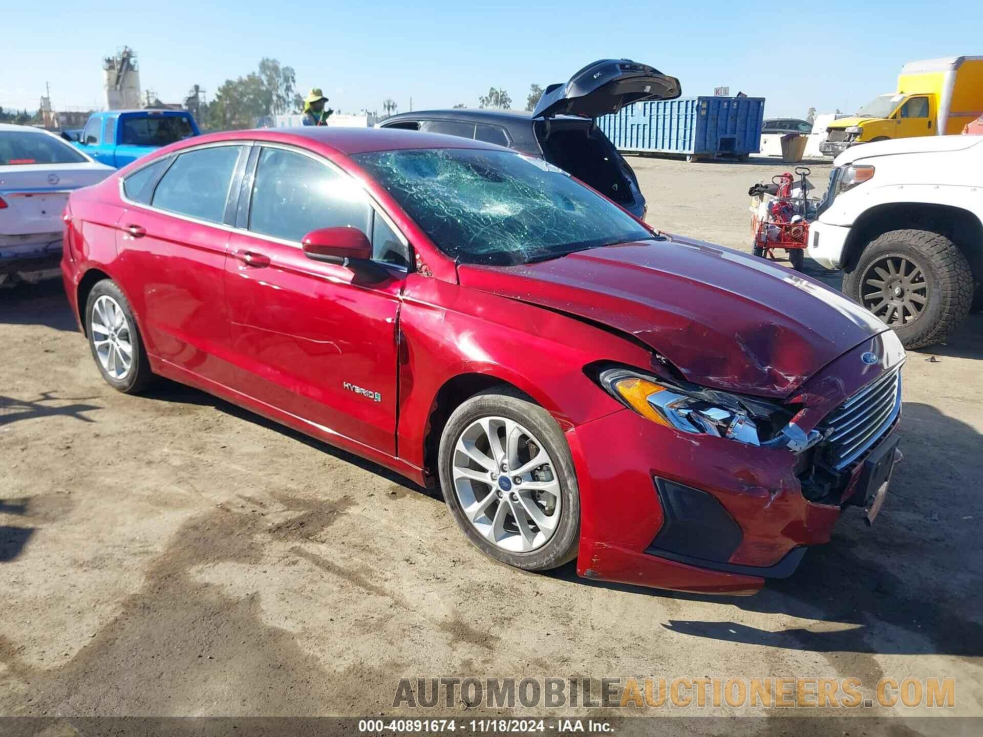 3FA6P0LU8KR225246 FORD FUSION HYBRID 2019