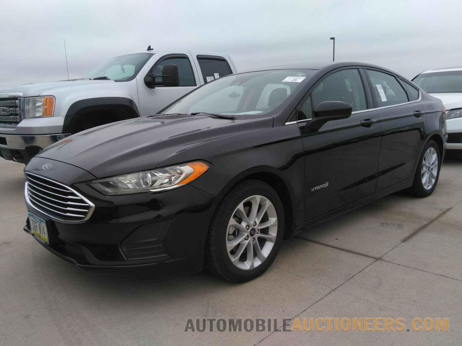 3FA6P0LU8KR255315 Ford Fusion Hybrid 2019