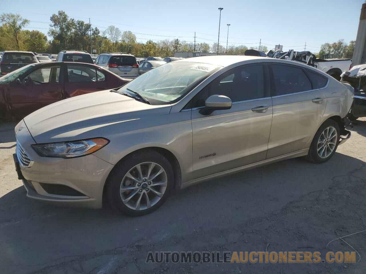 3FA6P0LU9HR385371 FORD FUSION 2017