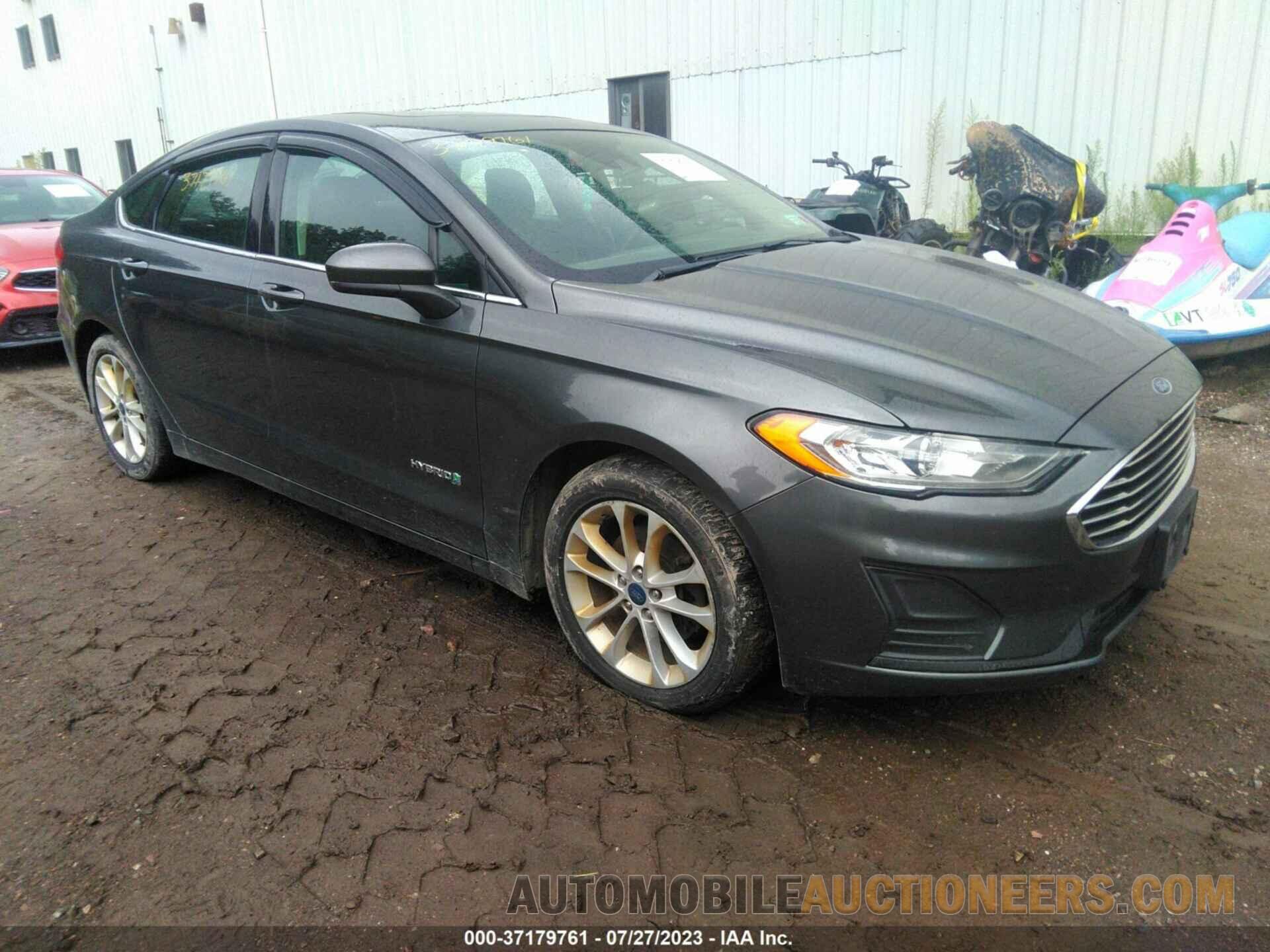 3FA6P0LU9KR101373 FORD FUSION HYBRID 2019