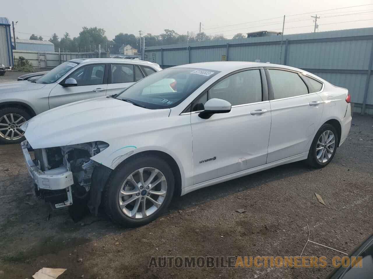 3FA6P0LU9KR111269 FORD FUSION 2019