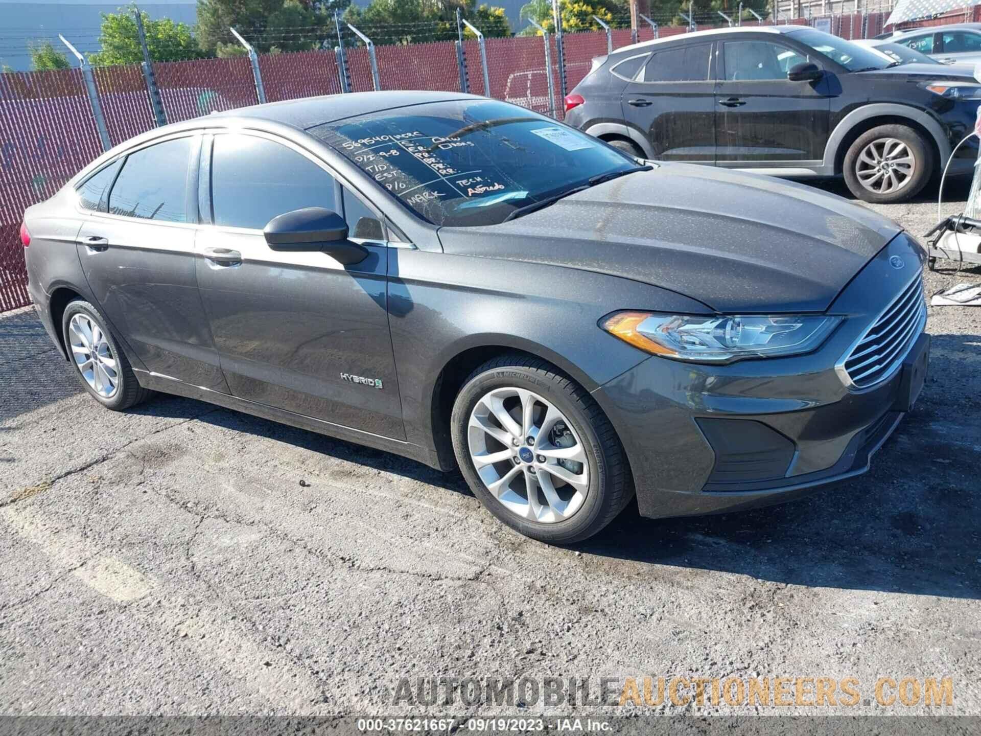 3FA6P0LU9KR189213 FORD FUSION HYBRID 2019