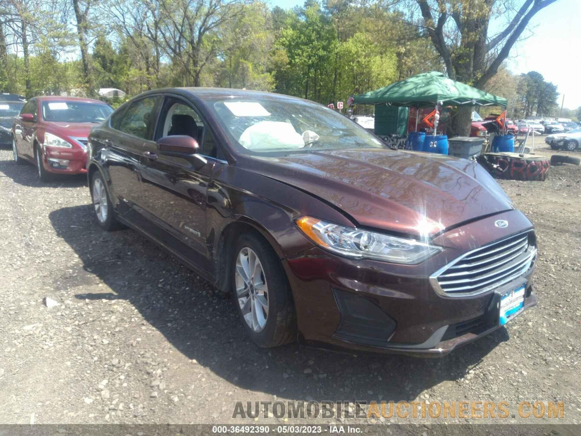 3FA6P0LU9KR192077 FORD FUSION HYBRID 2019