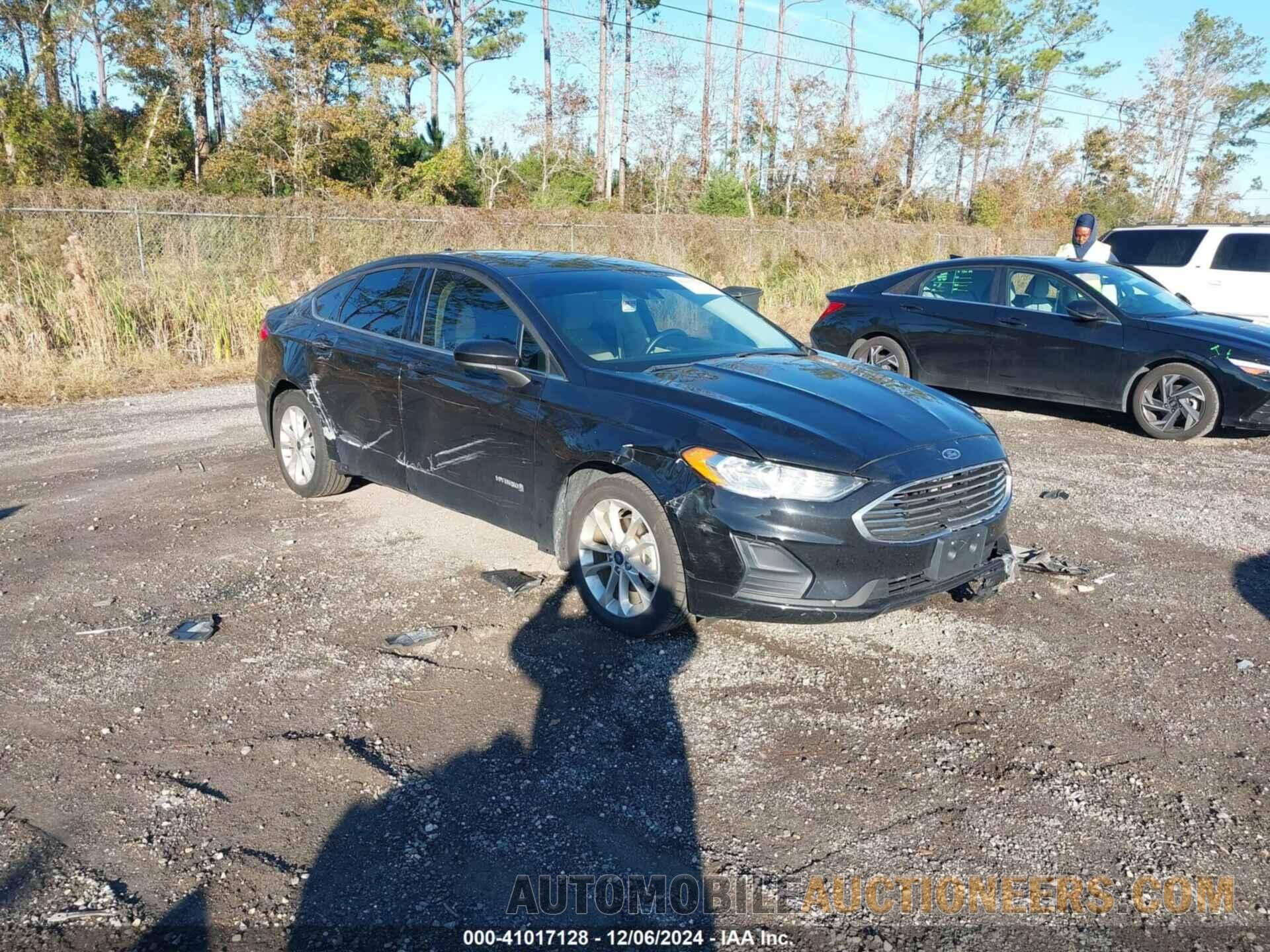 3FA6P0LU9KR208777 FORD FUSION HYBRID 2019