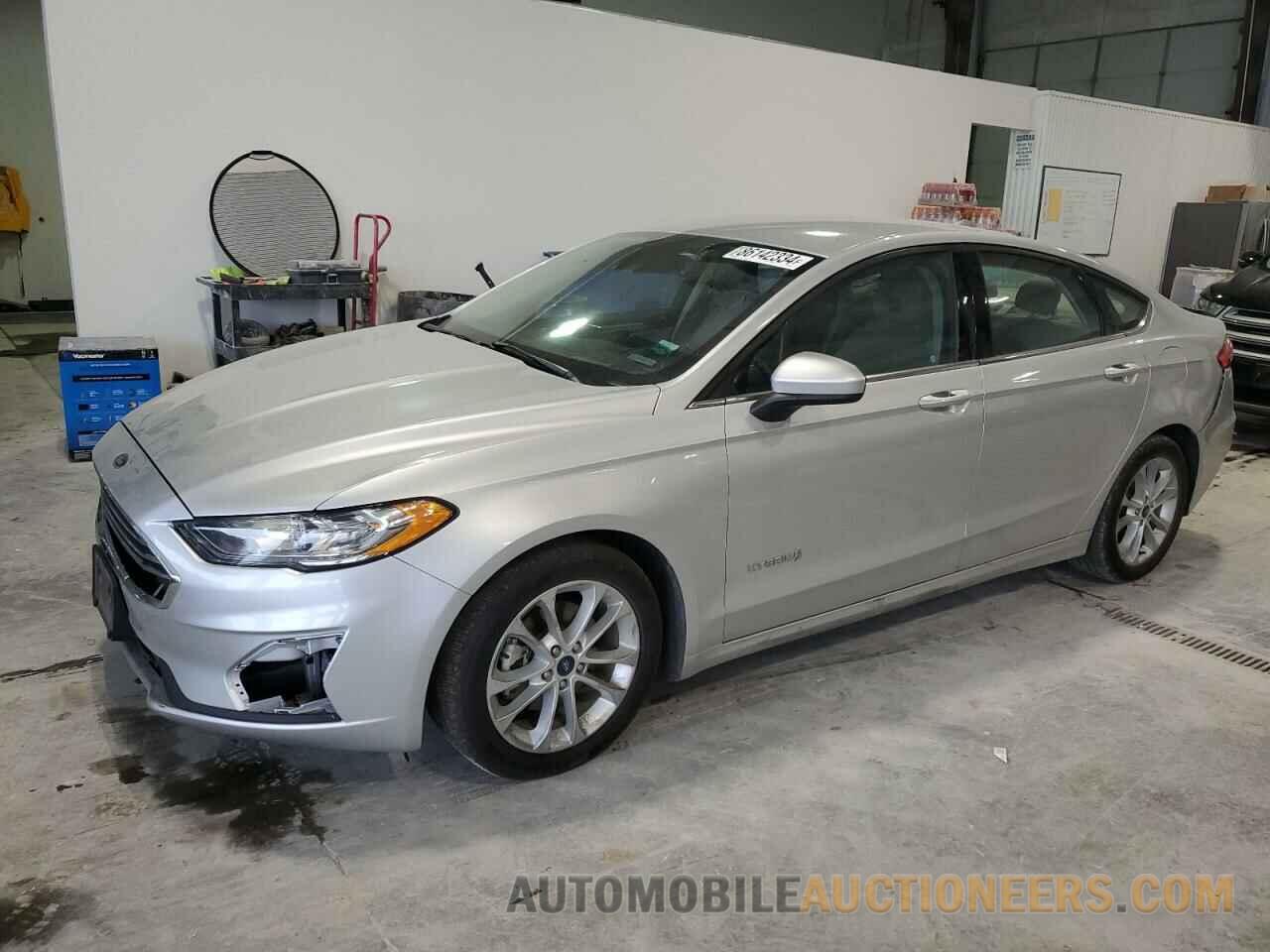 3FA6P0LU9KR225997 FORD FUSION 2019