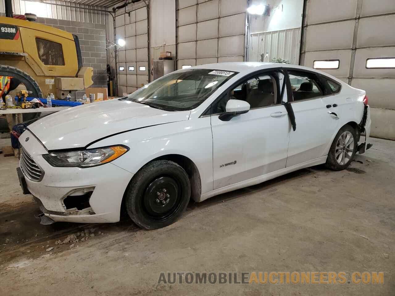 3FA6P0LU9KR240810 FORD FUSION 2019