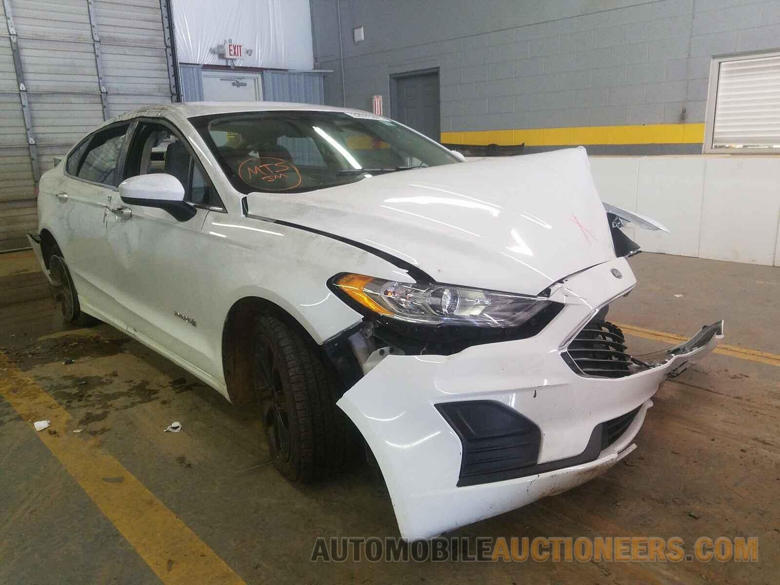 3FA6P0LU9KR257834 FORD FUSION 2019