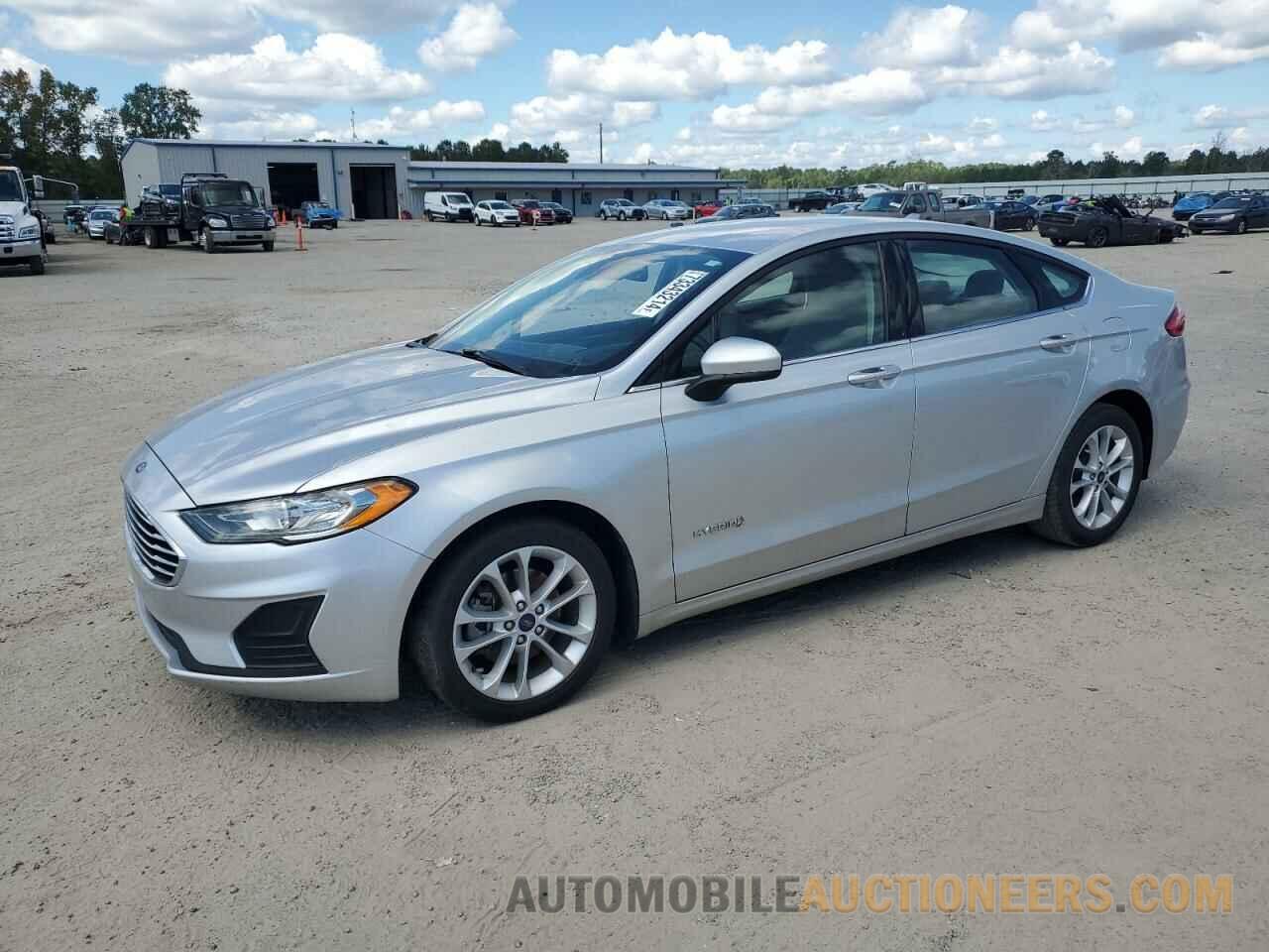 3FA6P0LU9KR264248 FORD FUSION 2019