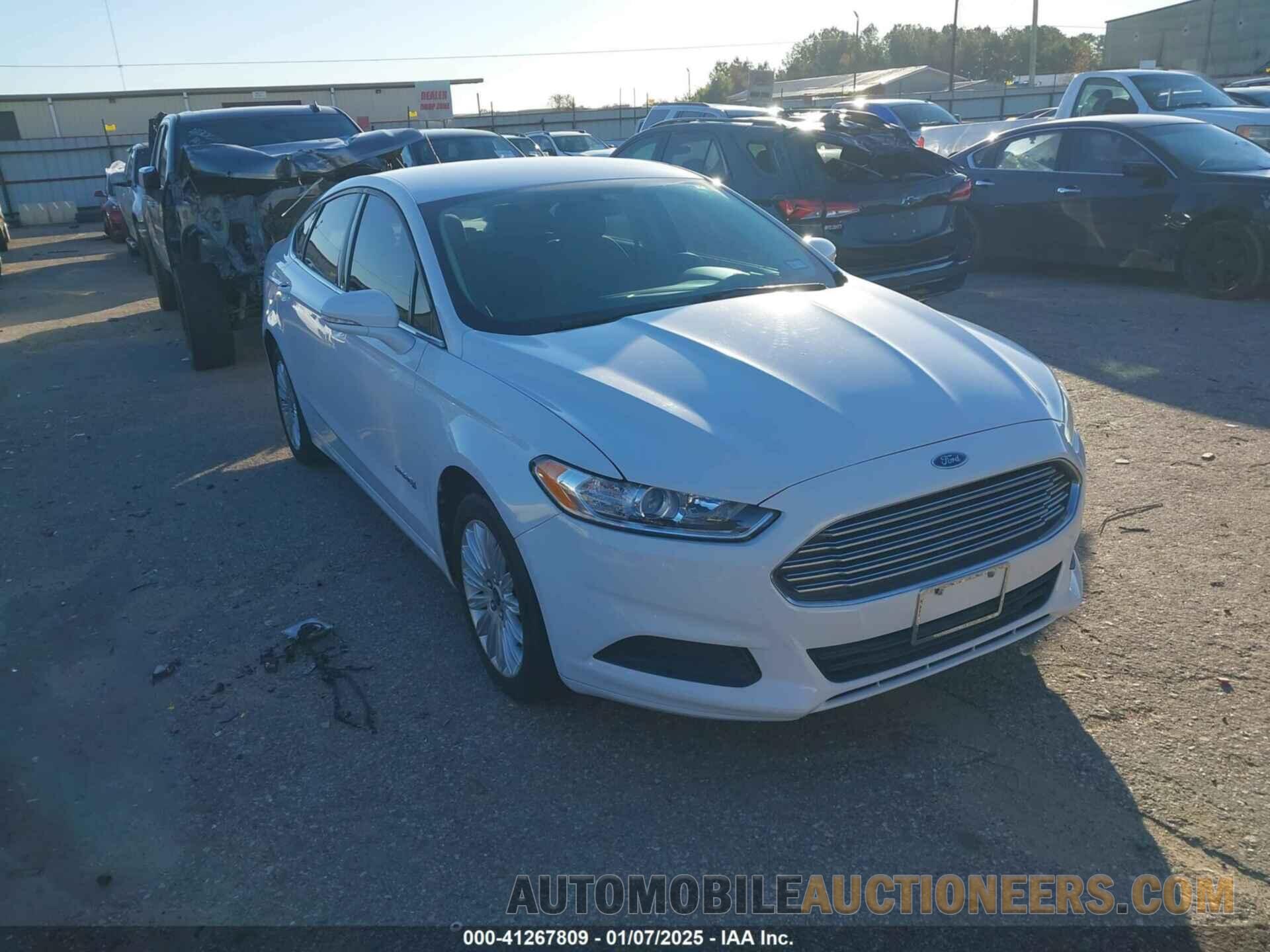 3FA6P0LUXDR198473 FORD FUSION HYBRID 2013