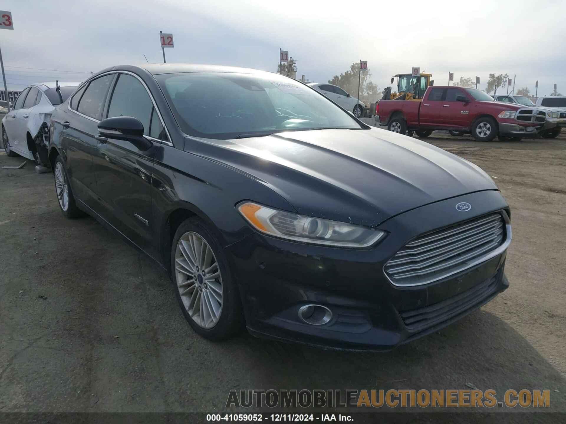 3FA6P0LUXDR219371 FORD FUSION HYBRID 2013