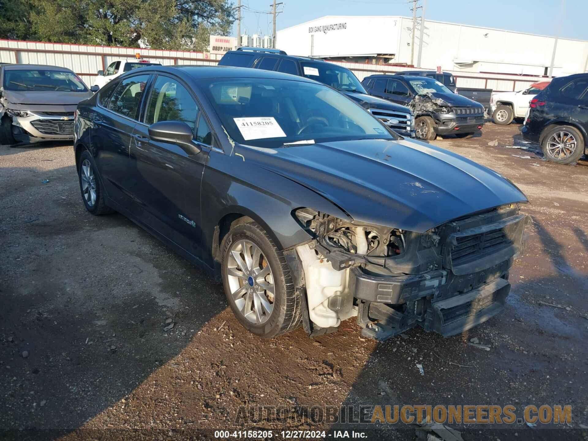 3FA6P0LUXHR385170 FORD FUSION HYBRID 2017