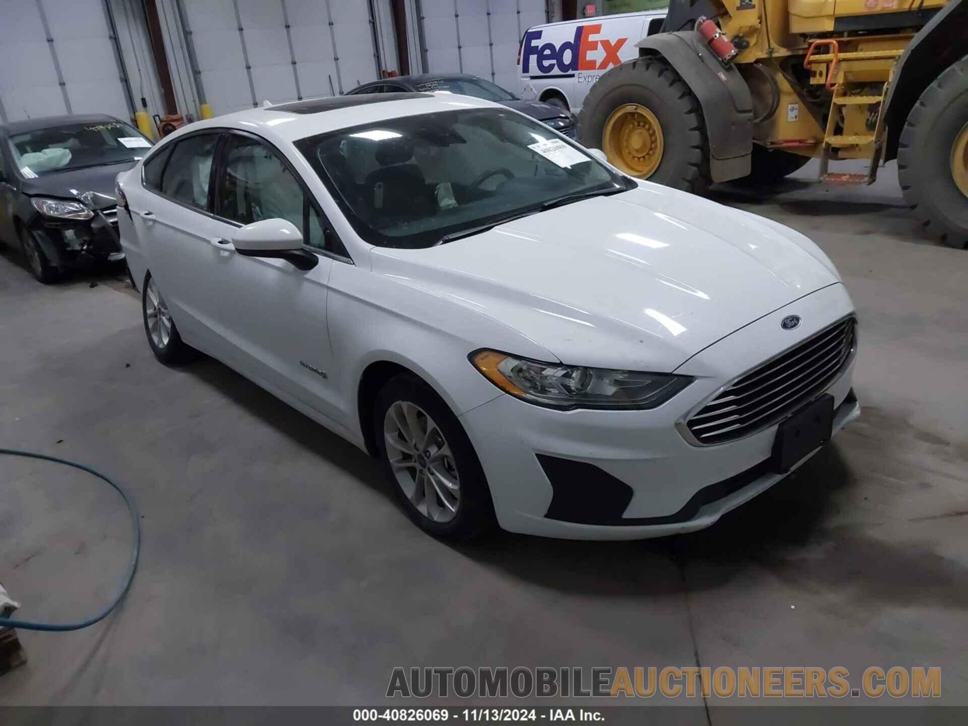 3FA6P0LUXKR105156 FORD FUSION HYBRID 2019