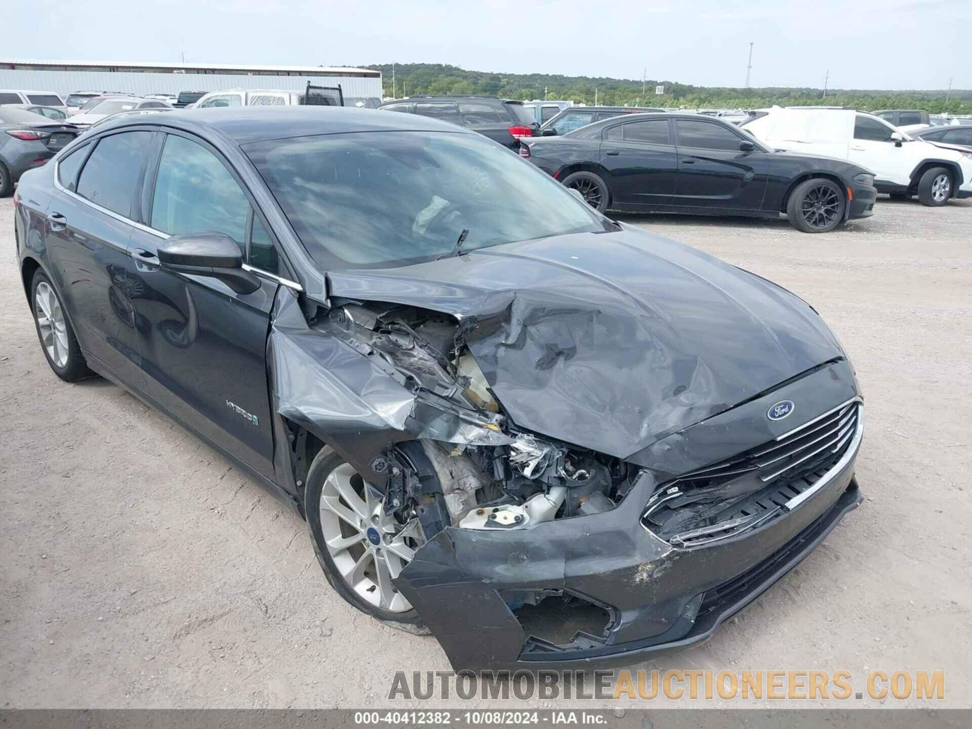 3FA6P0LUXKR112897 FORD FUSION HYBRID 2019