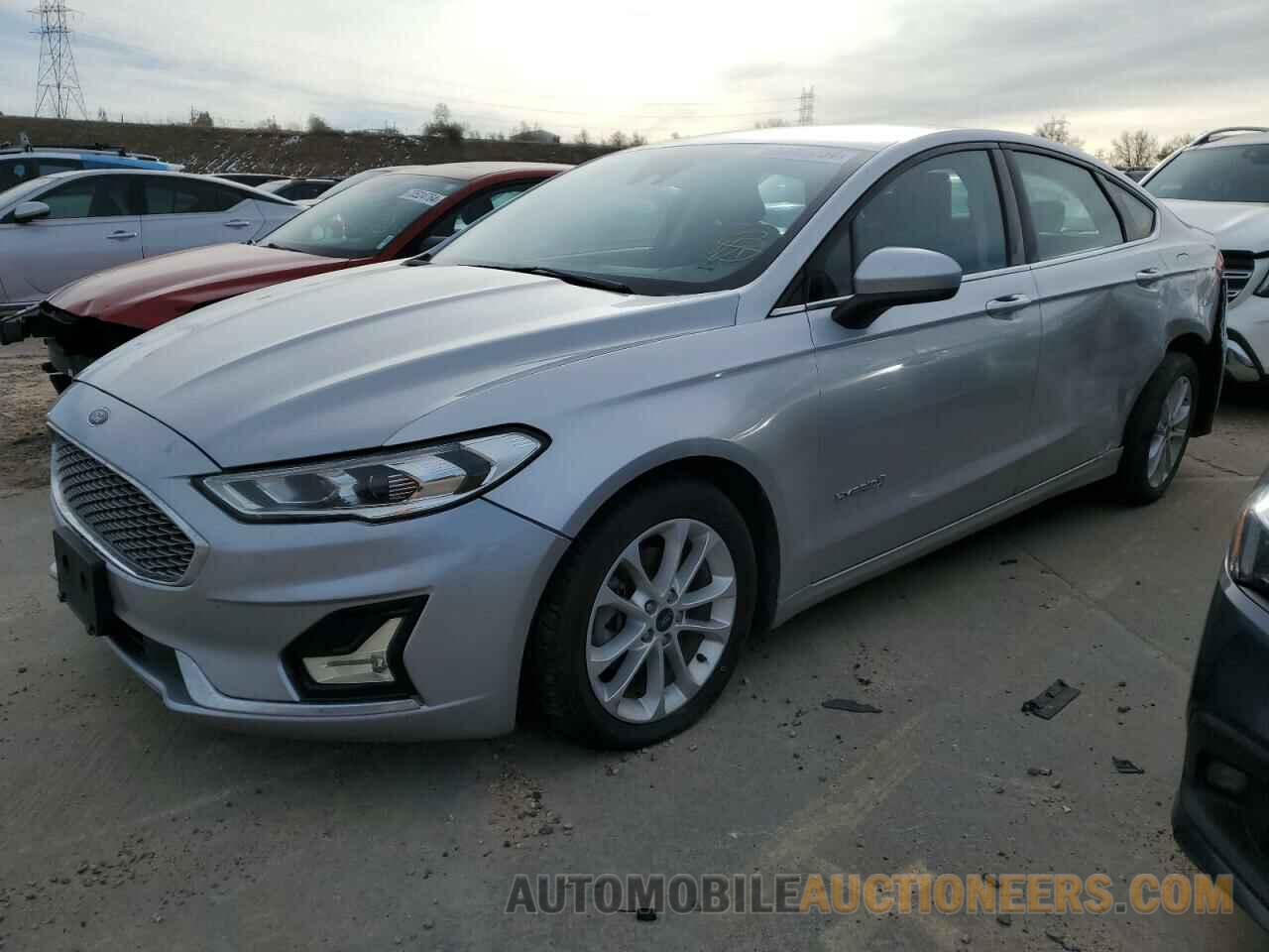 3FA6P0LUXKR119140 FORD FUSION 2019