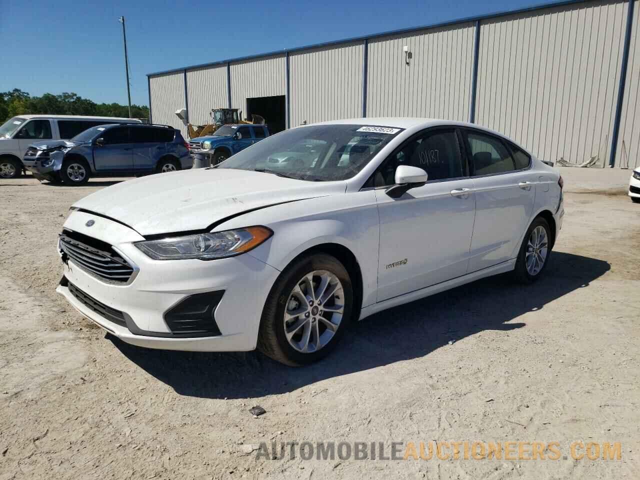 3FA6P0LUXKR143843 FORD FUSION 2019