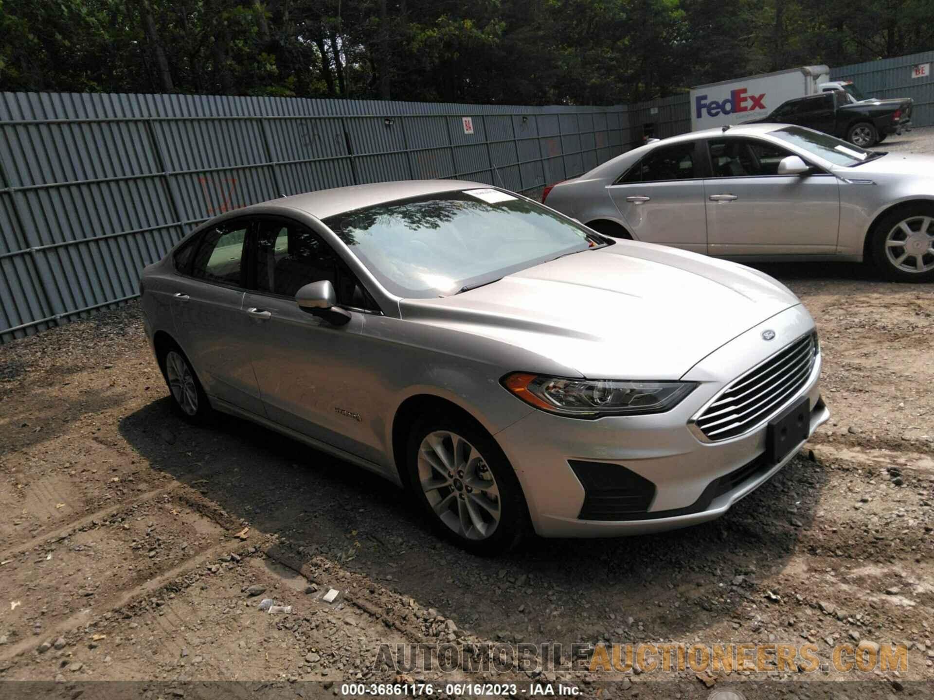 3FA6P0LUXKR157953 FORD FUSION HYBRID 2019