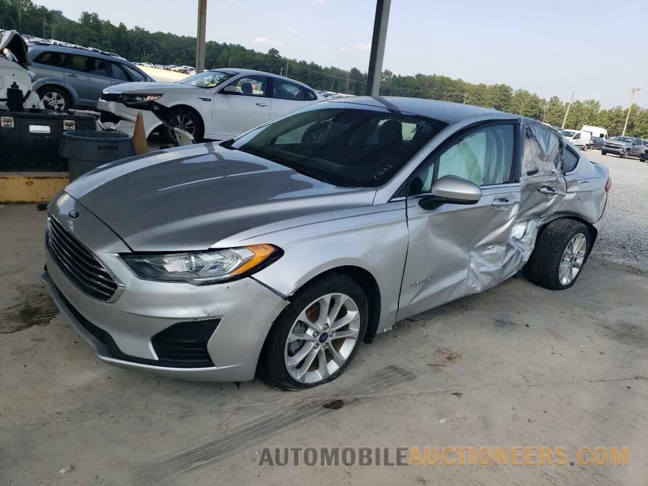 3FA6P0LUXKR167737 FORD FUSION 2019