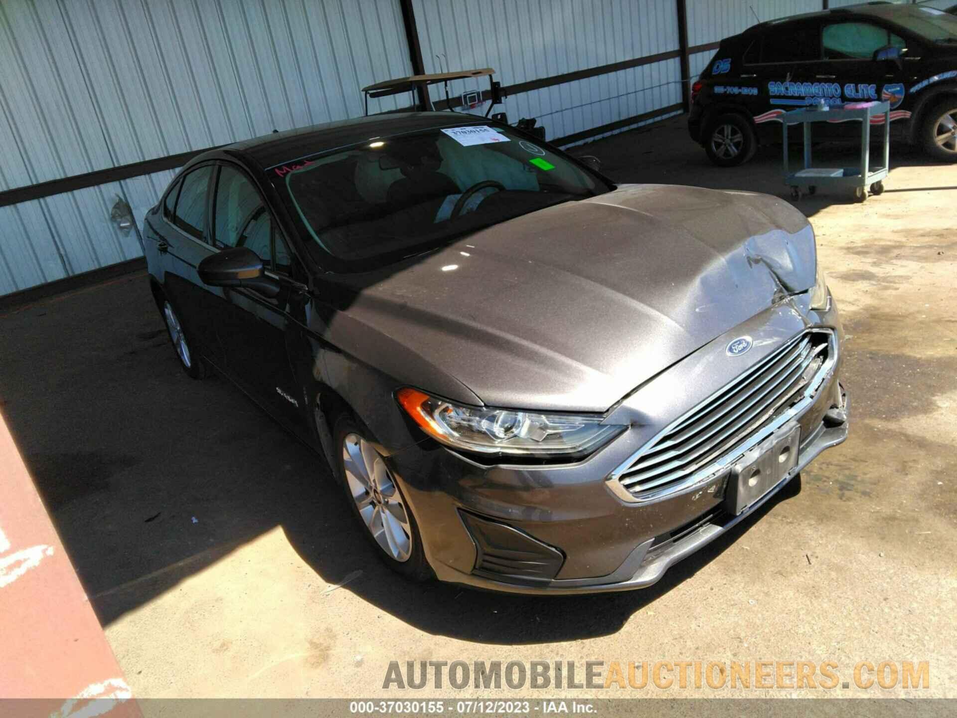 3FA6P0LUXKR202051 FORD FUSION HYBRID 2019