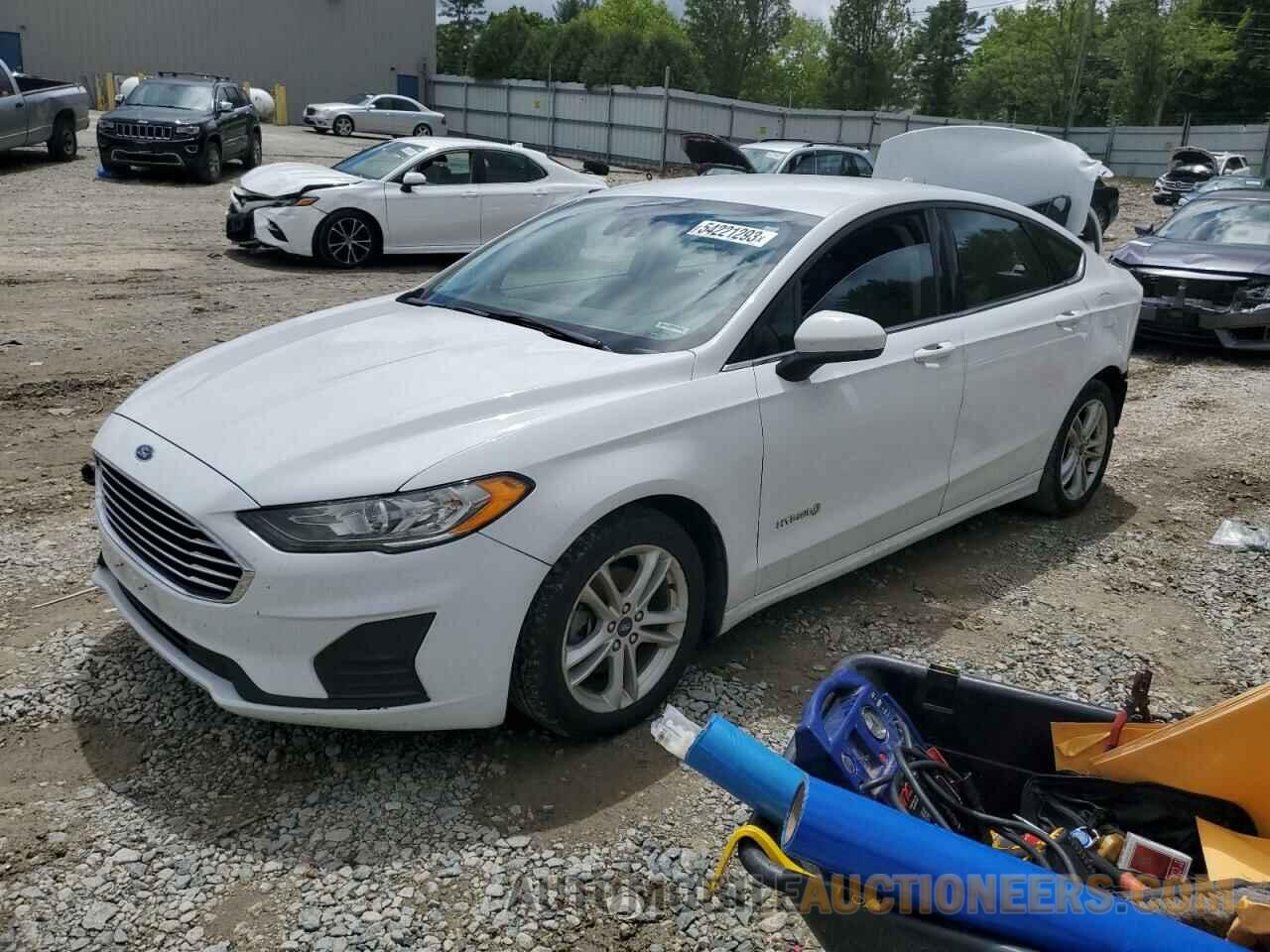 3FA6P0LUXKR212272 FORD FUSION 2019