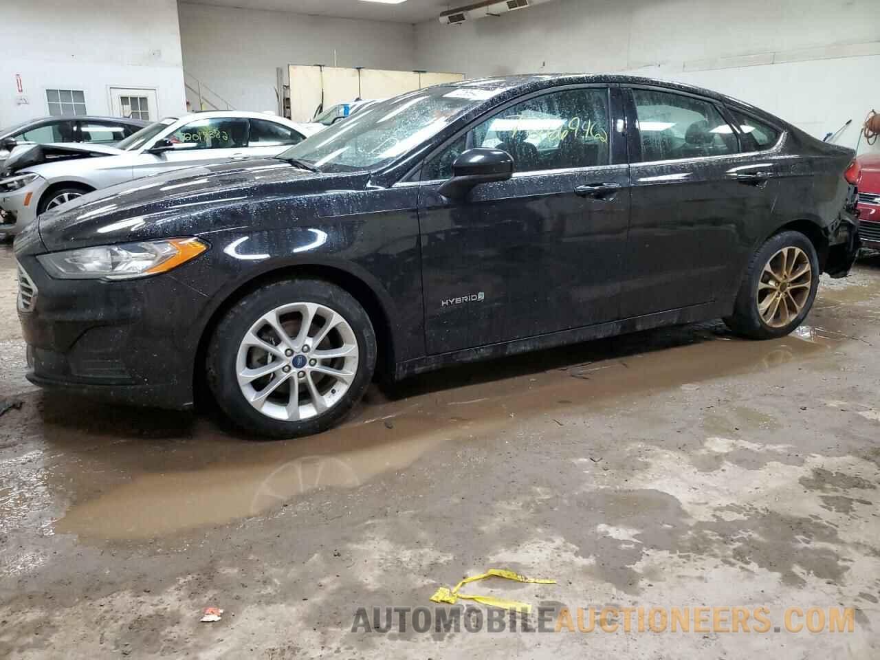 3FA6P0LUXKR240086 FORD FUSION 2019