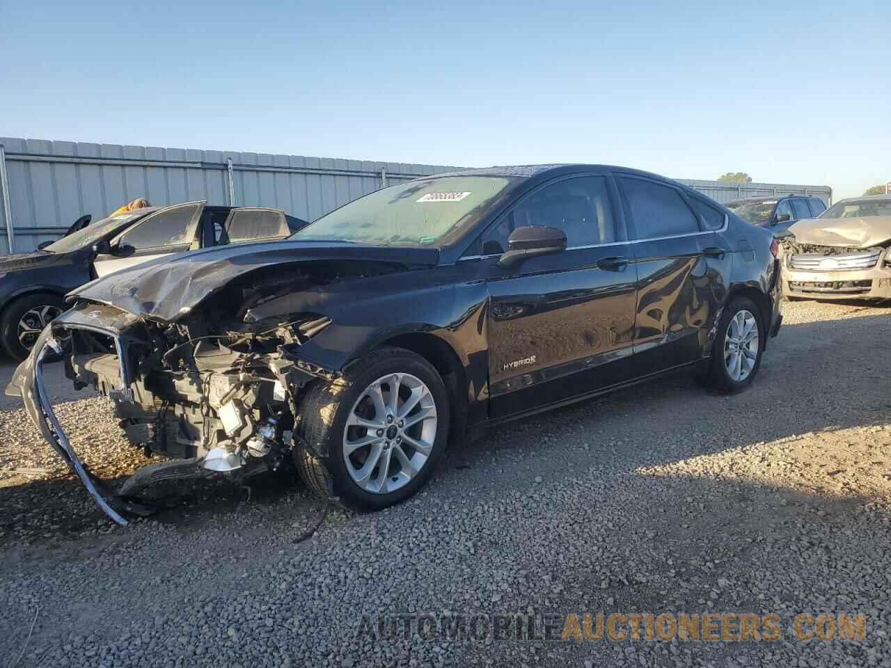 3FA6P0LUXKR241917 FORD FUSION 2019