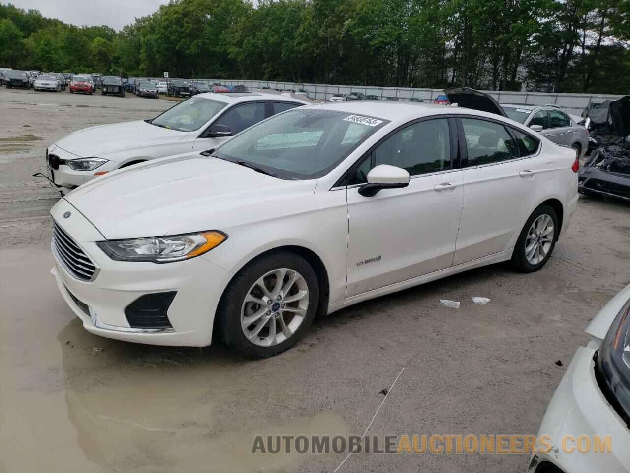 3FA6P0LUXKR243747 FORD FUSION 2019