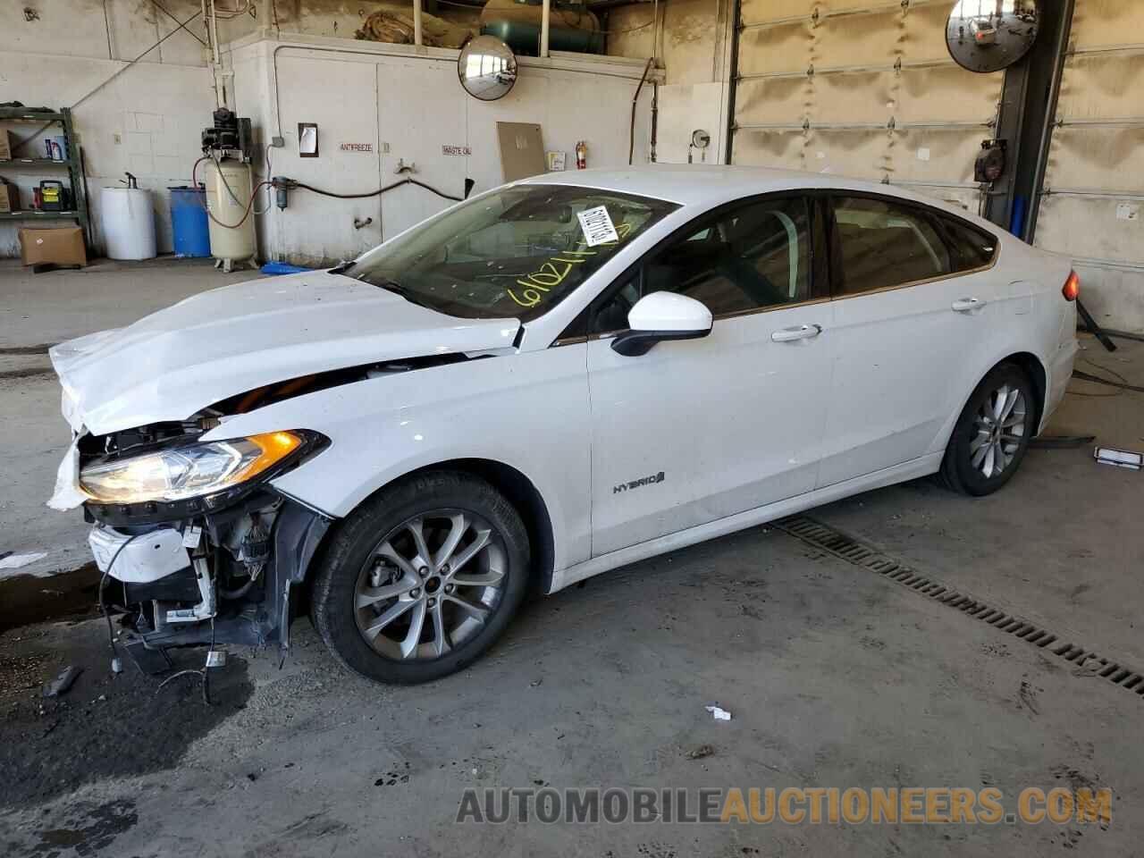 3FA6P0LUXKR277235 FORD FUSION 2019