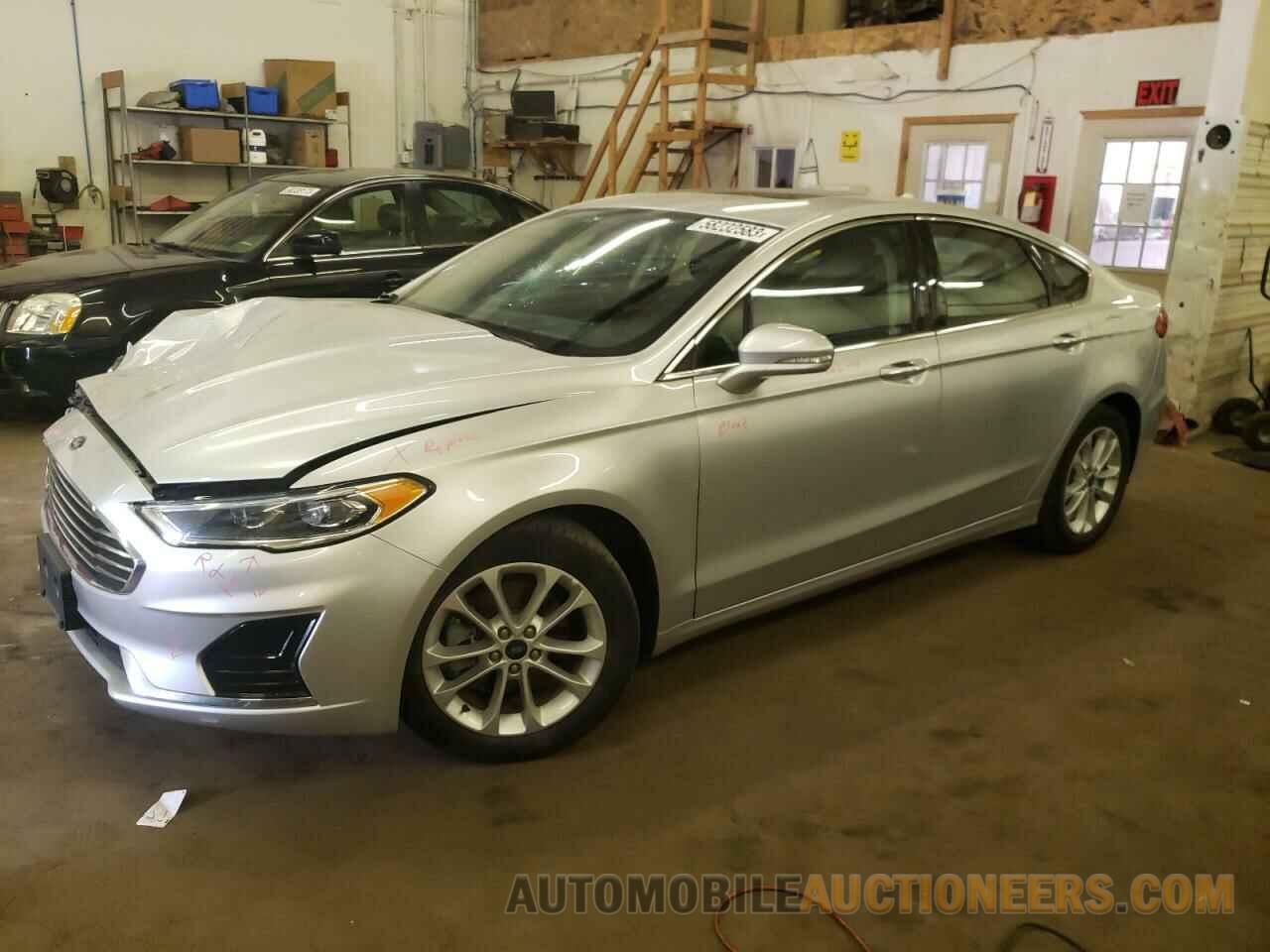 3FA6P0MU0KR110073 FORD FUSION 2019