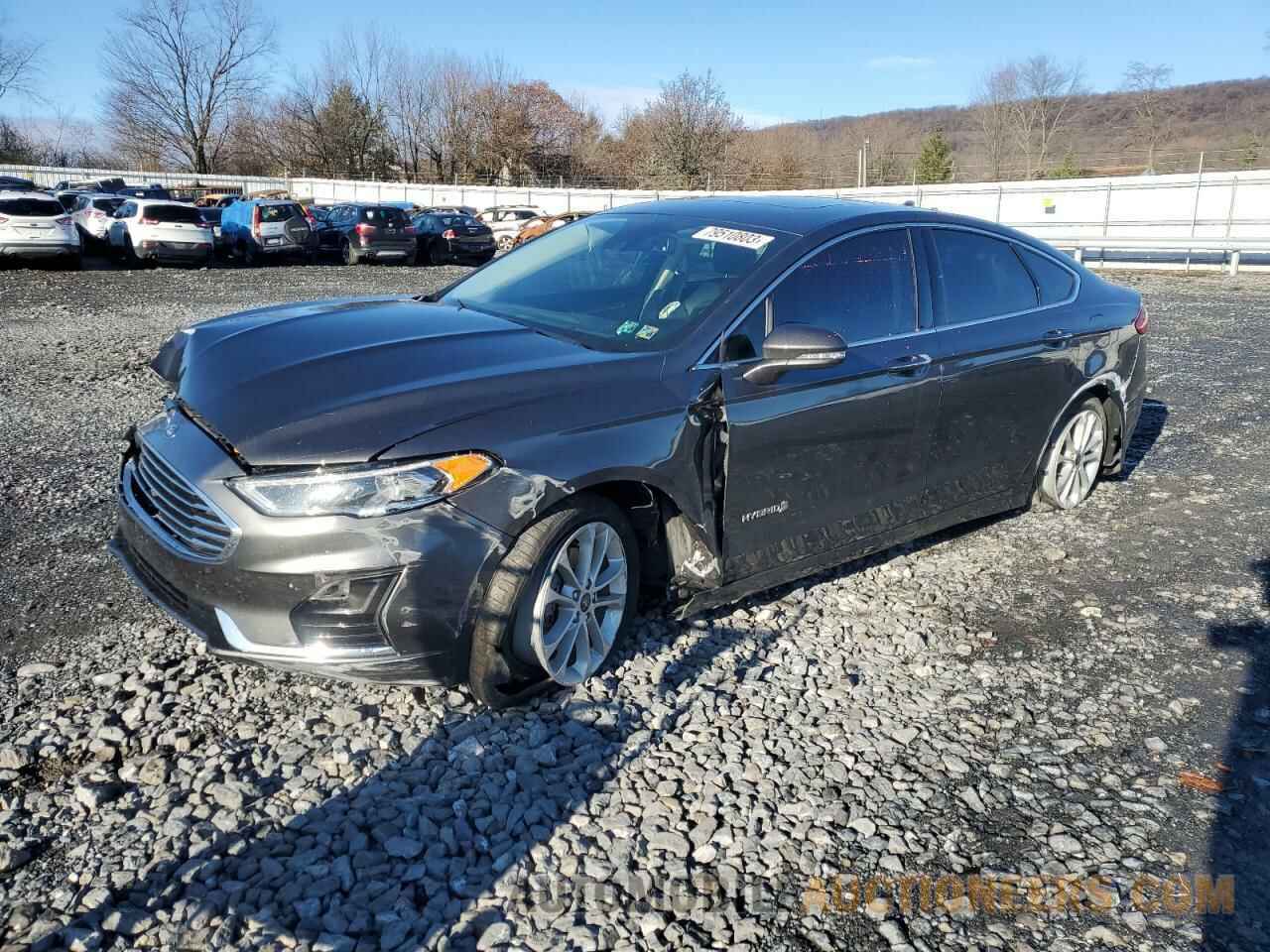 3FA6P0MU0KR158608 FORD FUSION 2019