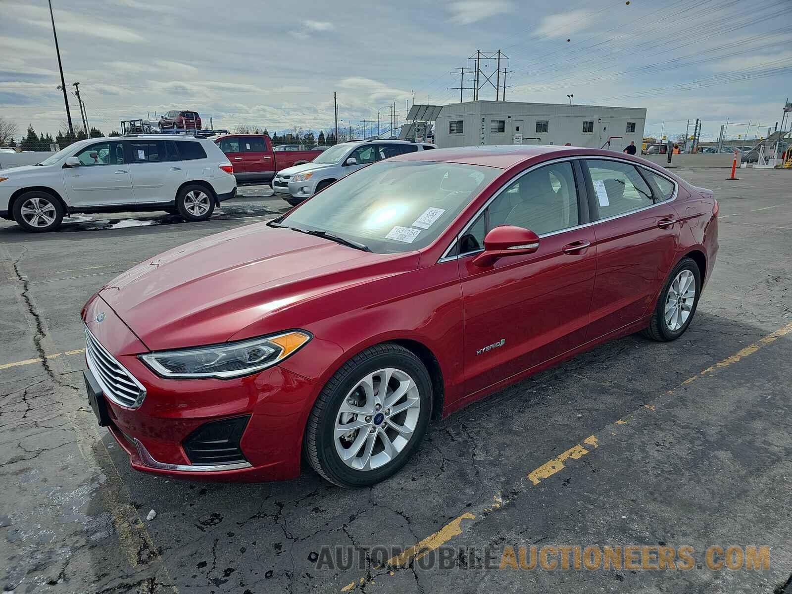 3FA6P0MU0KR176476 Ford Fusion Hybrid 2019