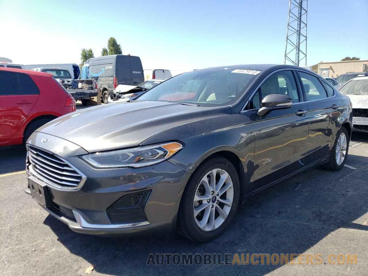 3FA6P0MU1KR239942 FORD FUSION 2019