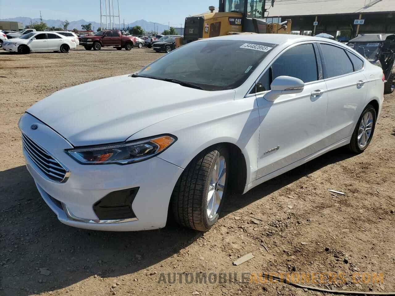 3FA6P0MU1KR259138 FORD FUSION 2019