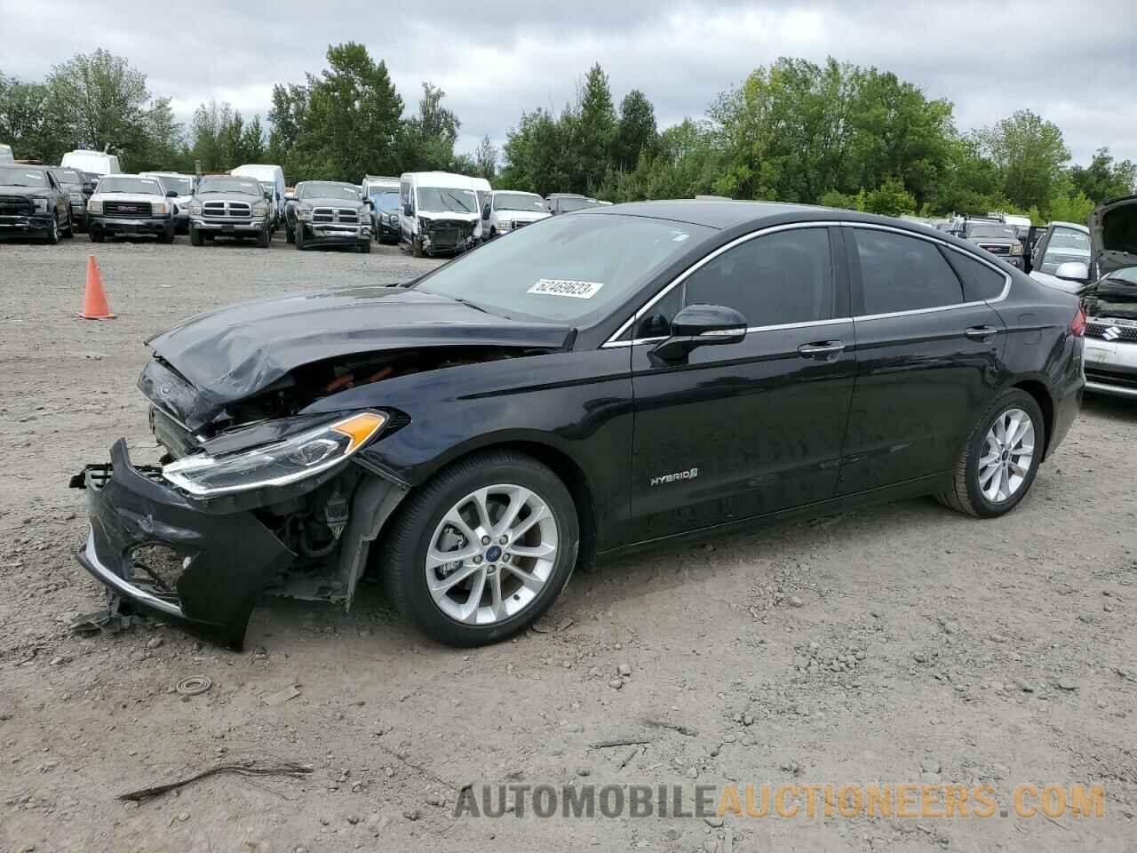 3FA6P0MU2KR116960 FORD FUSION 2019