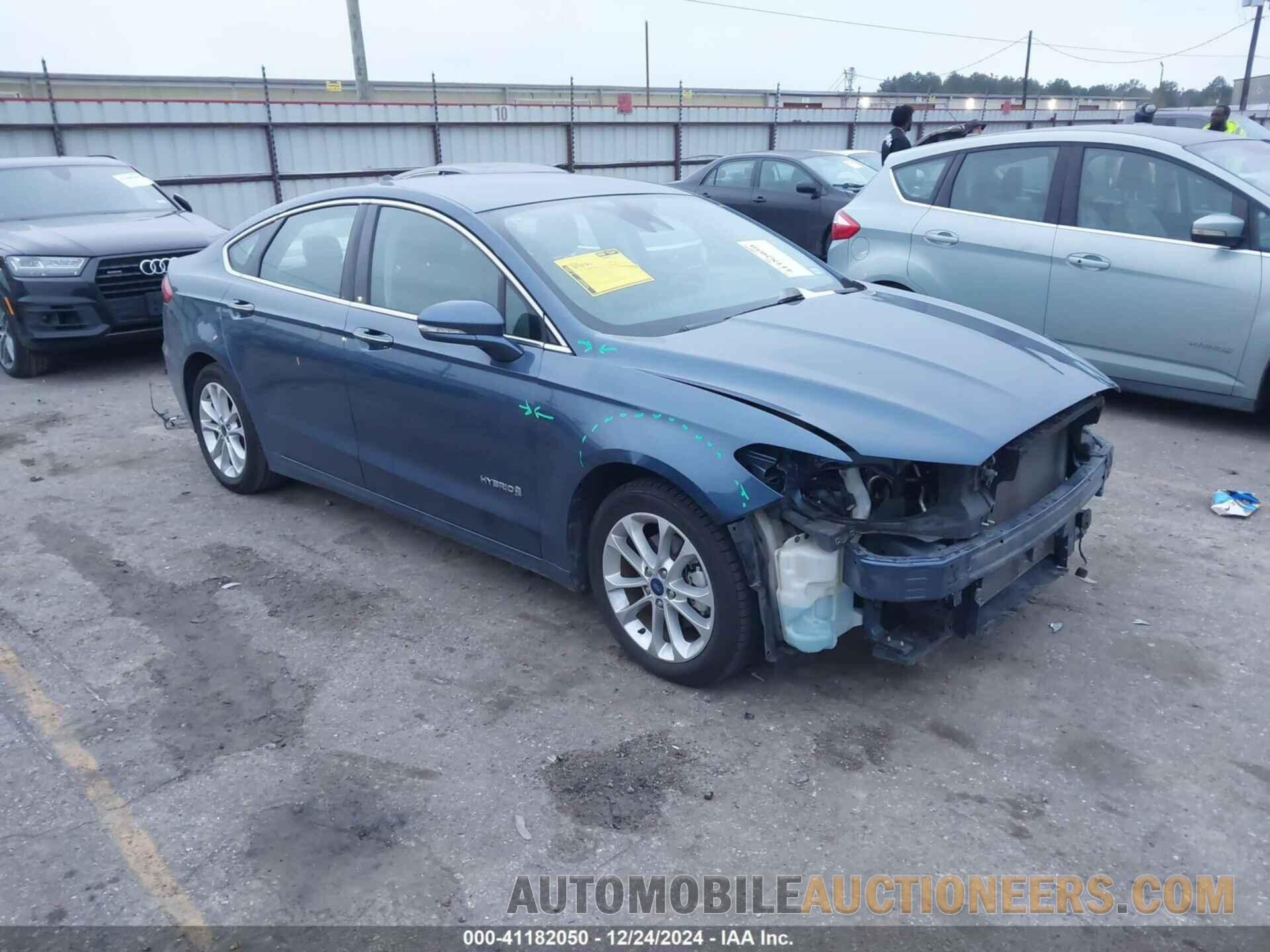 3FA6P0MU3KR168422 FORD FUSION HYBRID 2019