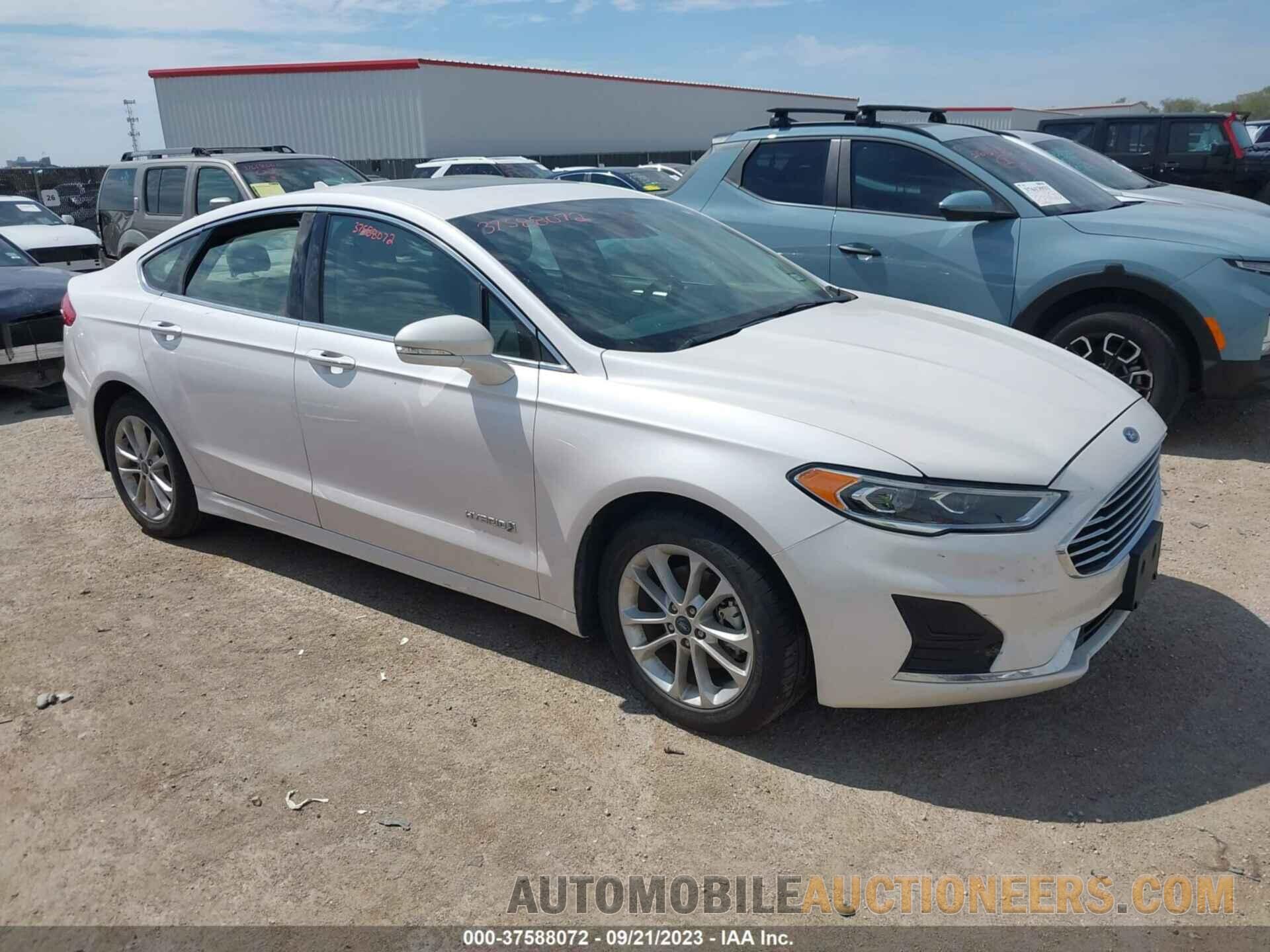 3FA6P0MU3KR184894 FORD FUSION 2019