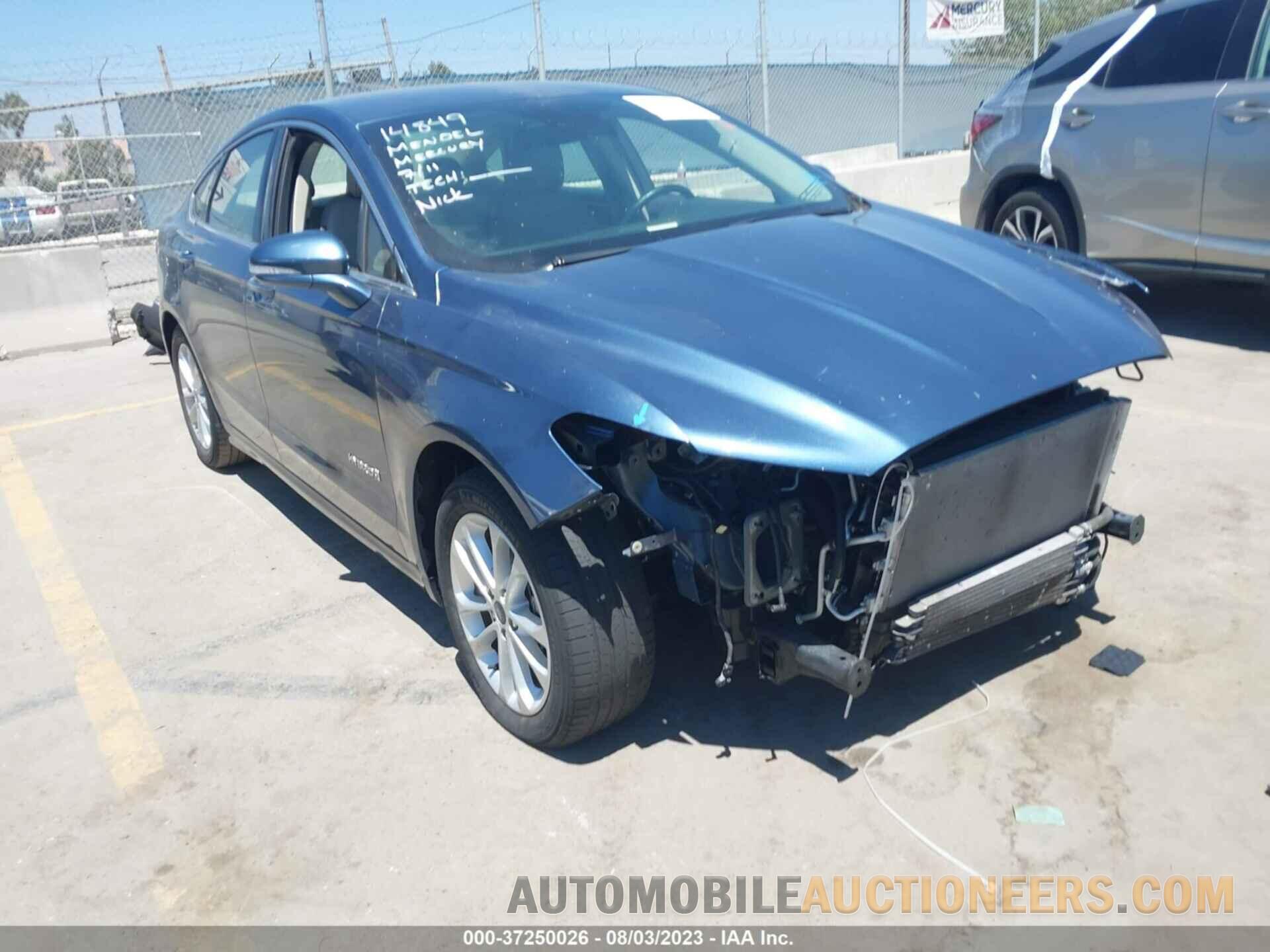 3FA6P0MU3KR200365 FORD FUSION HYBRID 2019