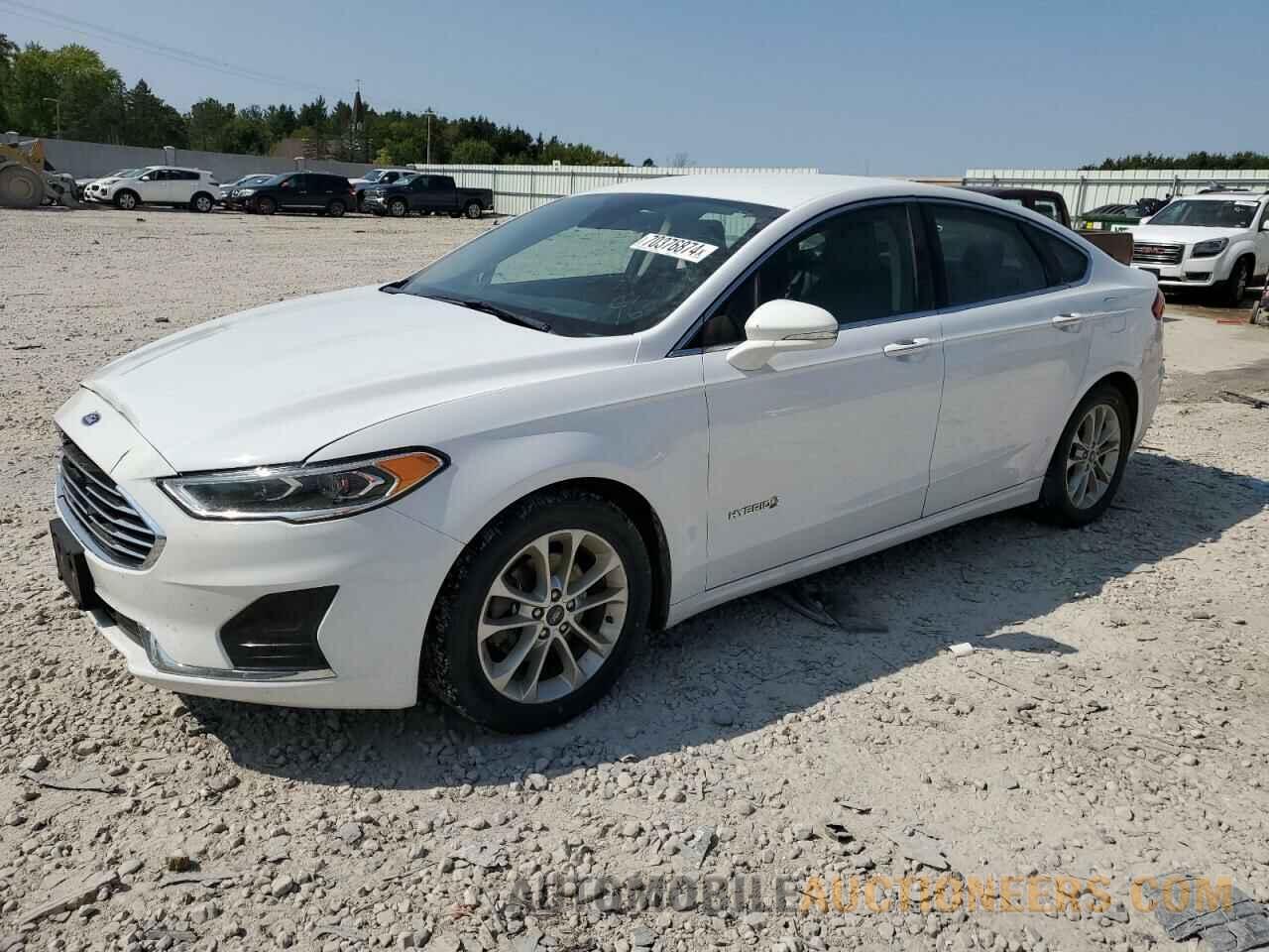 3FA6P0MU3KR208403 FORD FUSION 2019