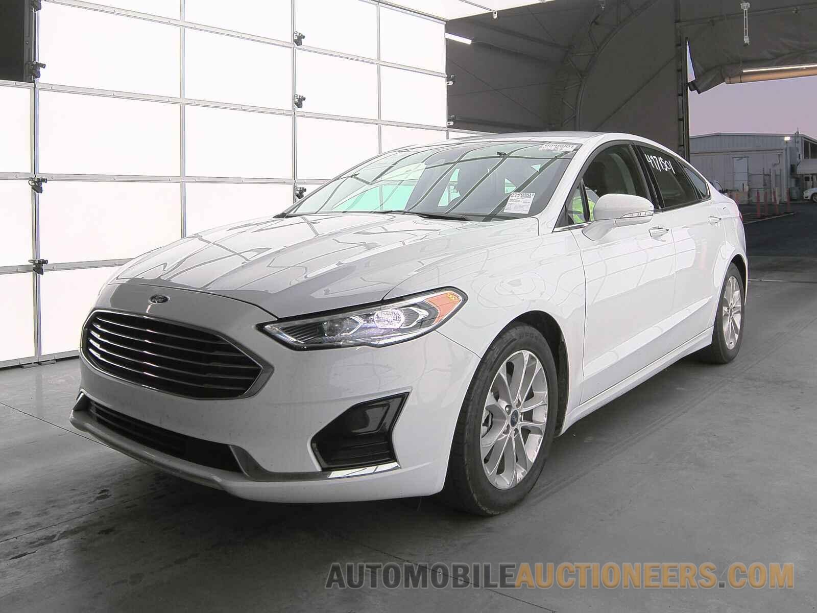 3FA6P0MU3LR208192 Ford Fusion Hybrid 2020