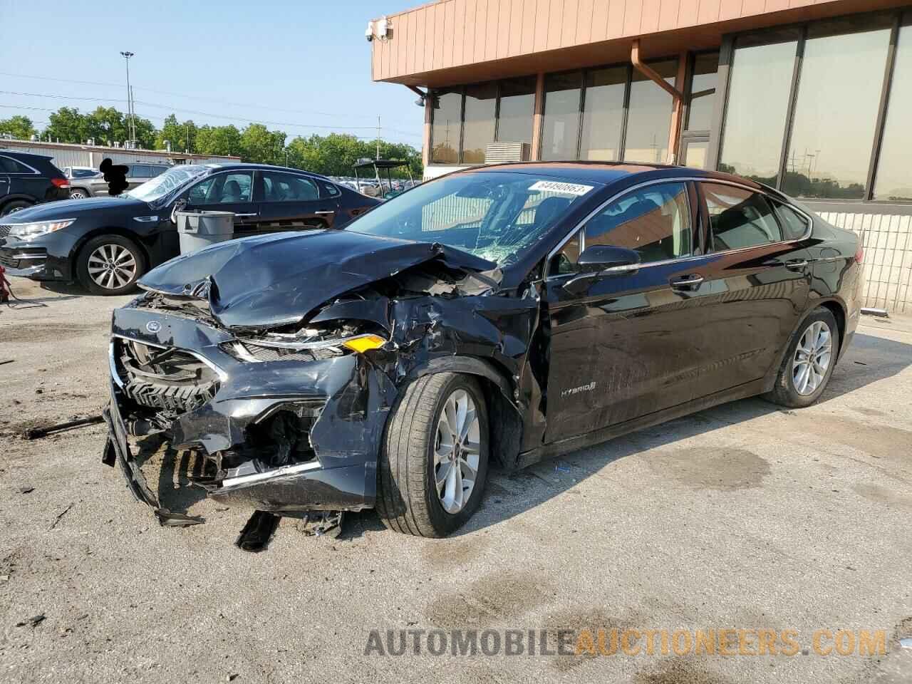 3FA6P0MU5KR155140 FORD FUSION 2019